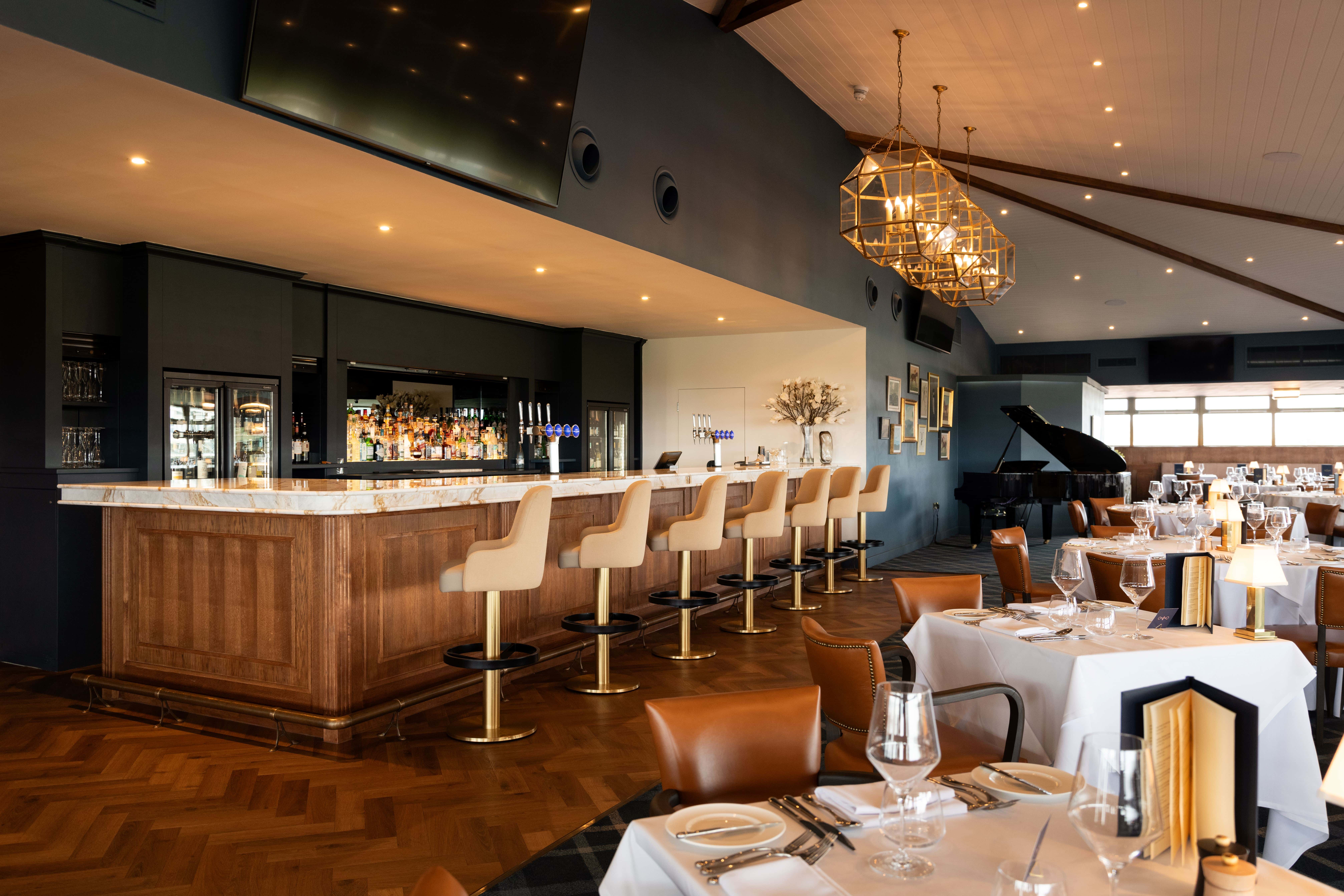 The Club Restaurant & Lounge 0