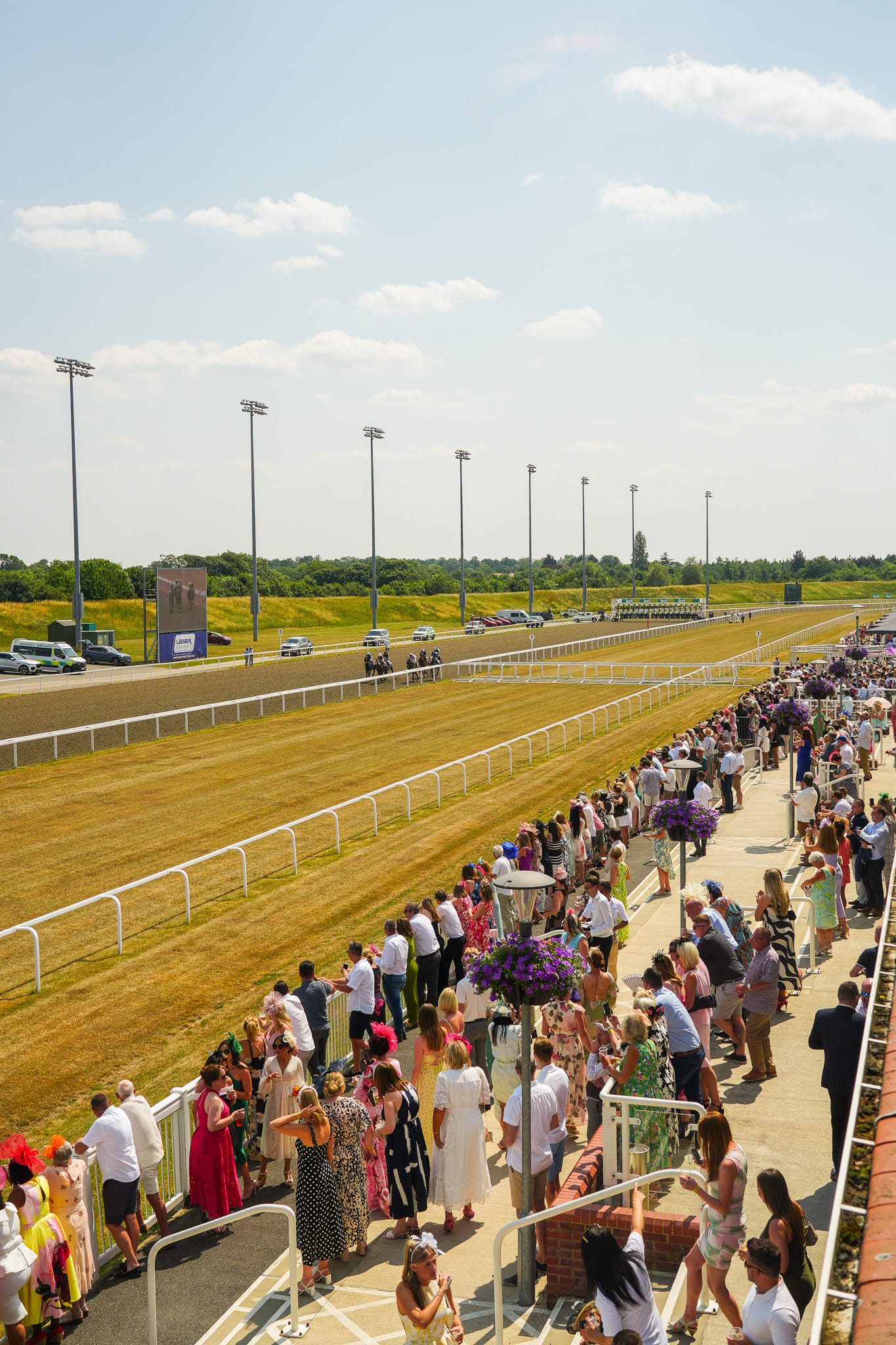 The Club Restaurant & Lounge 10