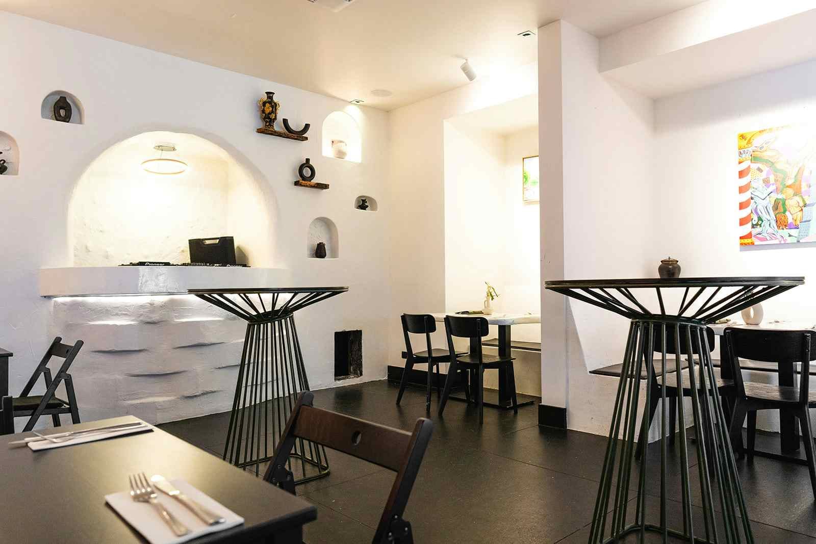 Santorini & Caves of Mykonos 2