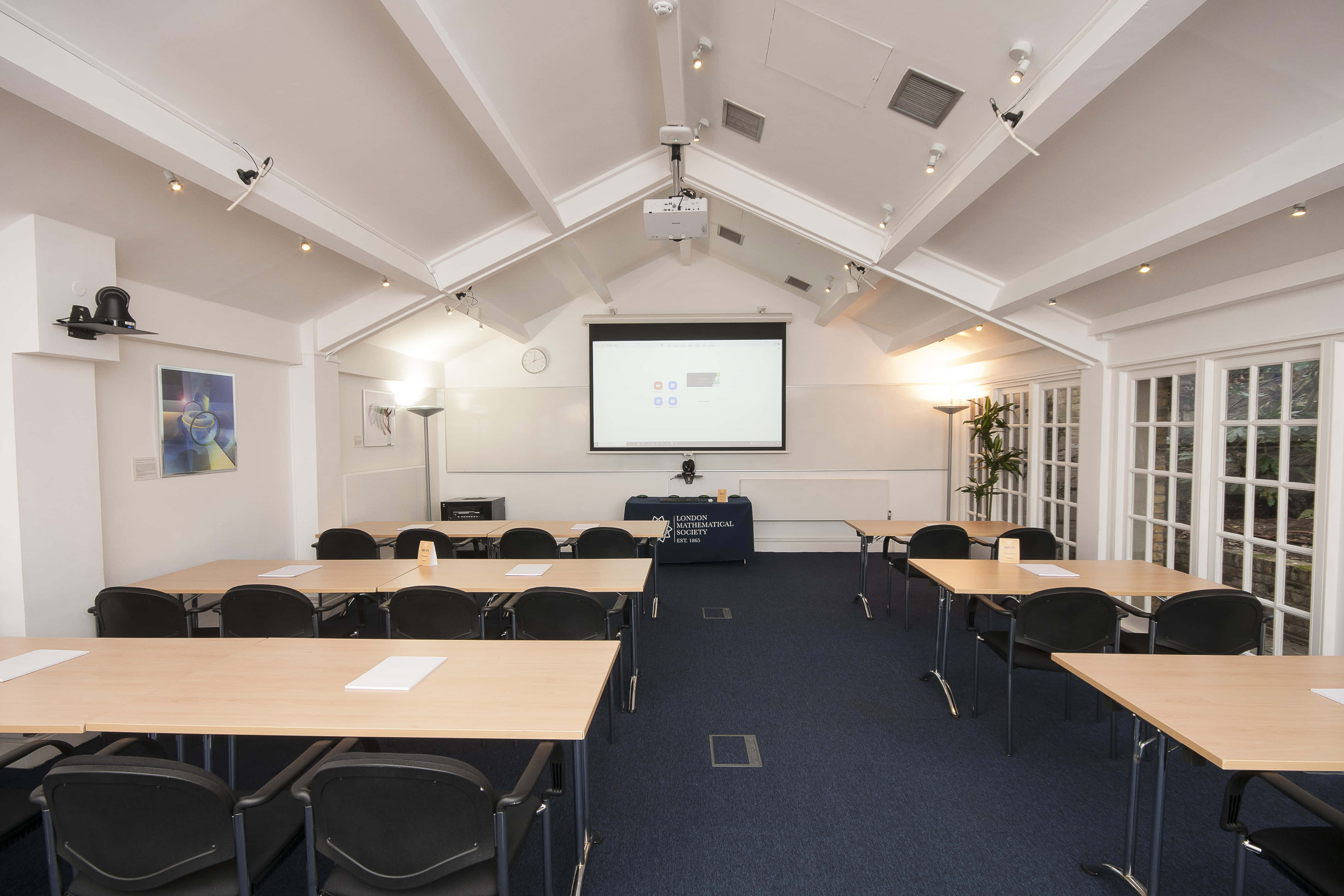 The Hardy Room & Catering Area 6