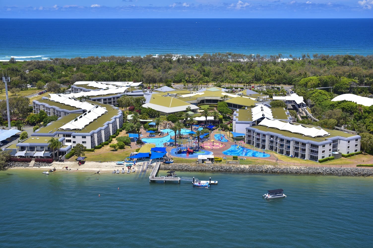 Sea World Resort Conference Centre   5