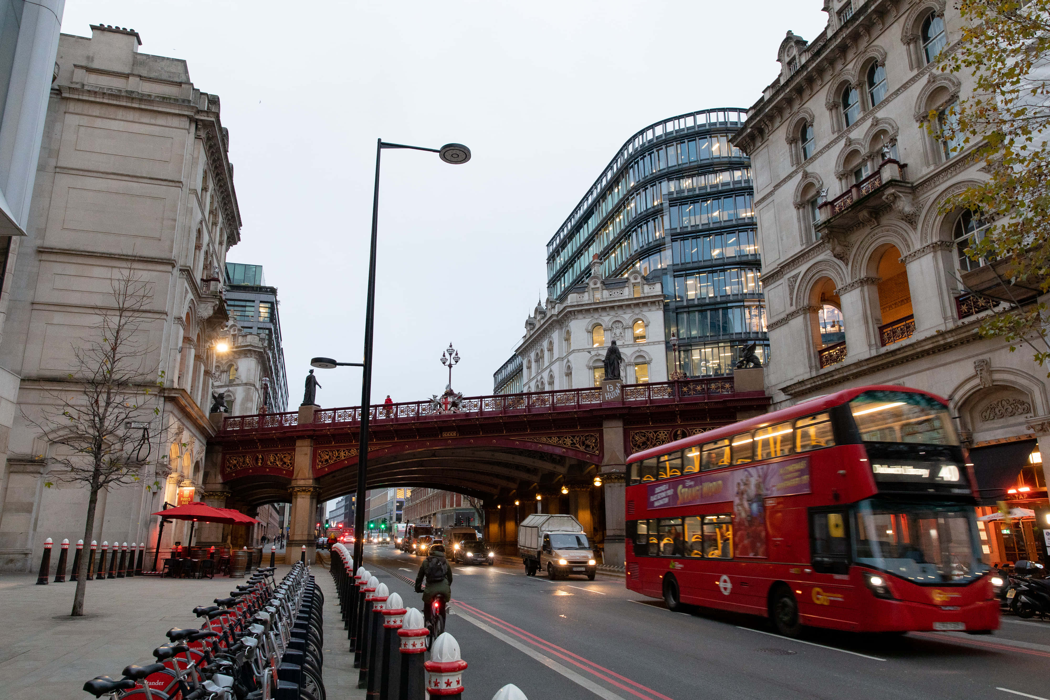 Paris Bar & Terrace - Terrace Level 4