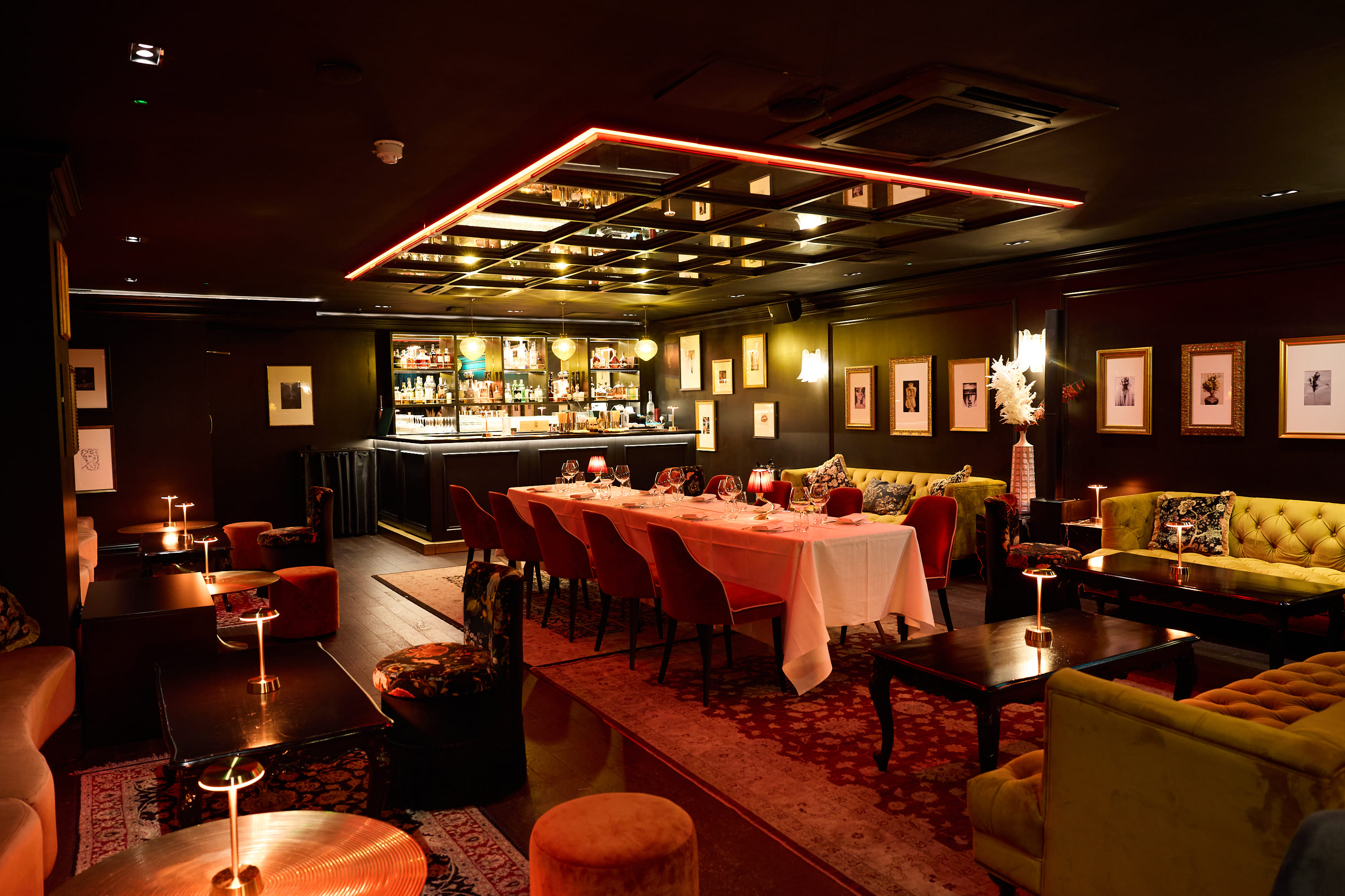 The Kinnaird Lounge 2