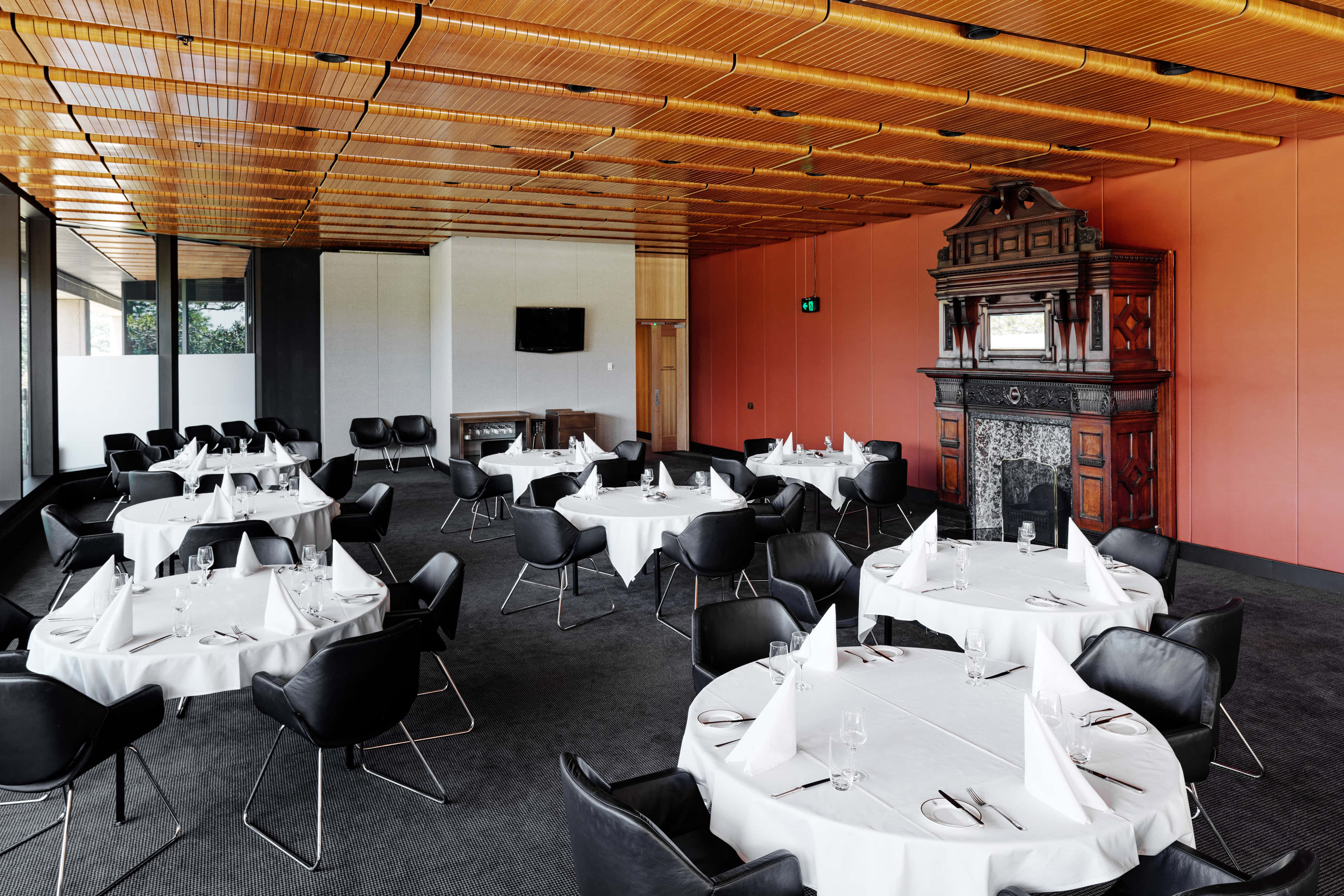 Members' Dining Room 2