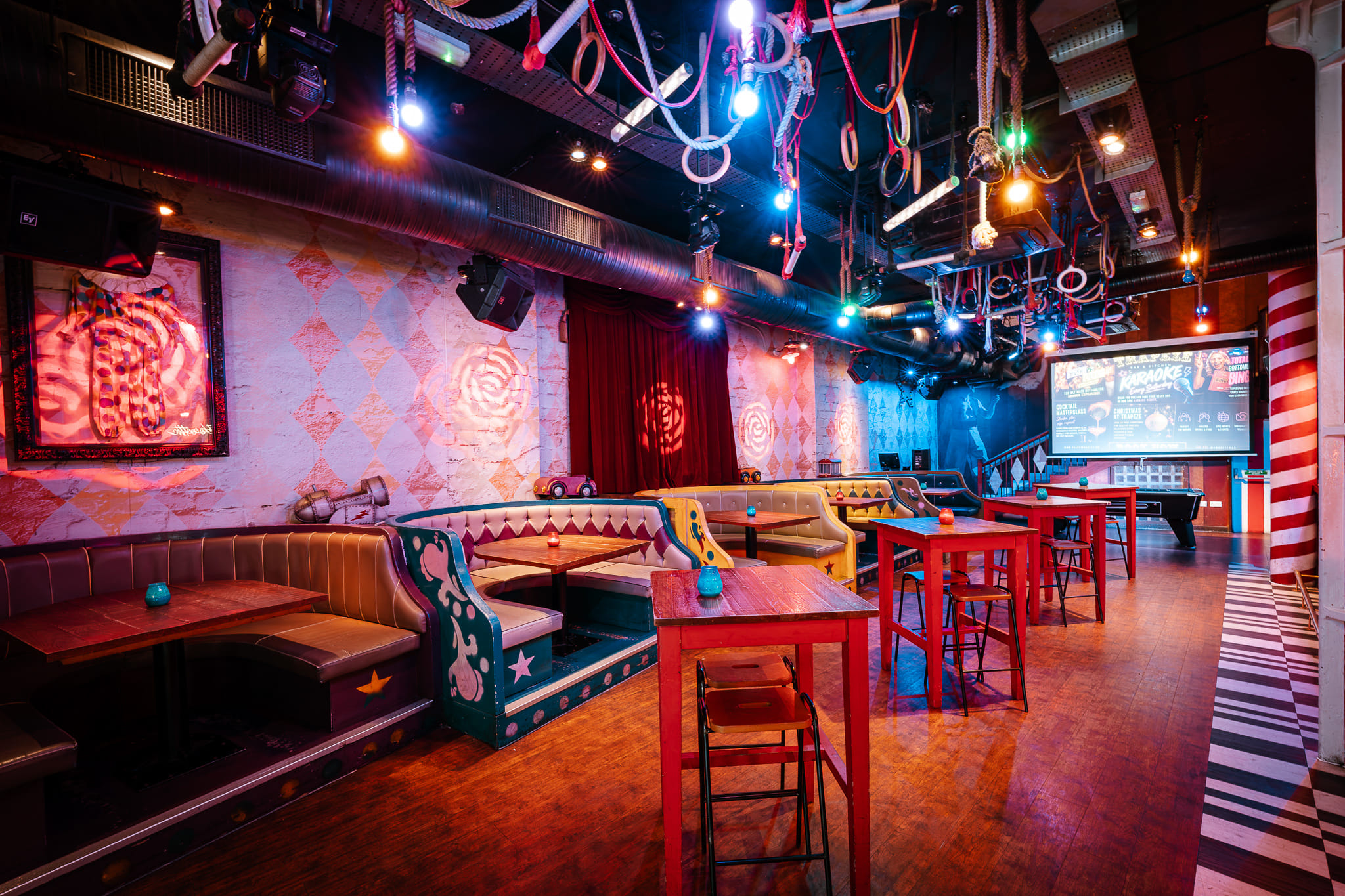 Main Bar 5