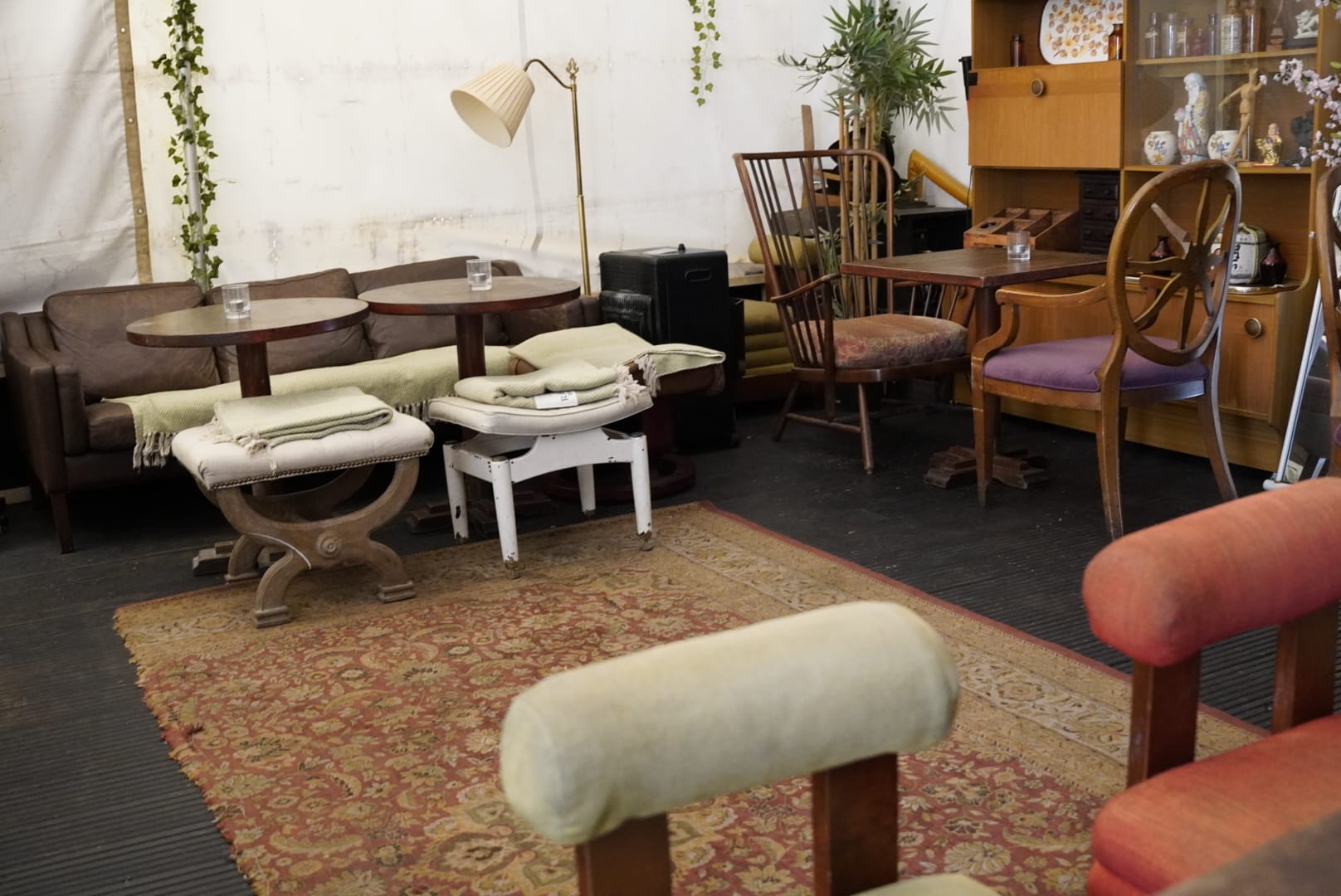 Garden festival room 1