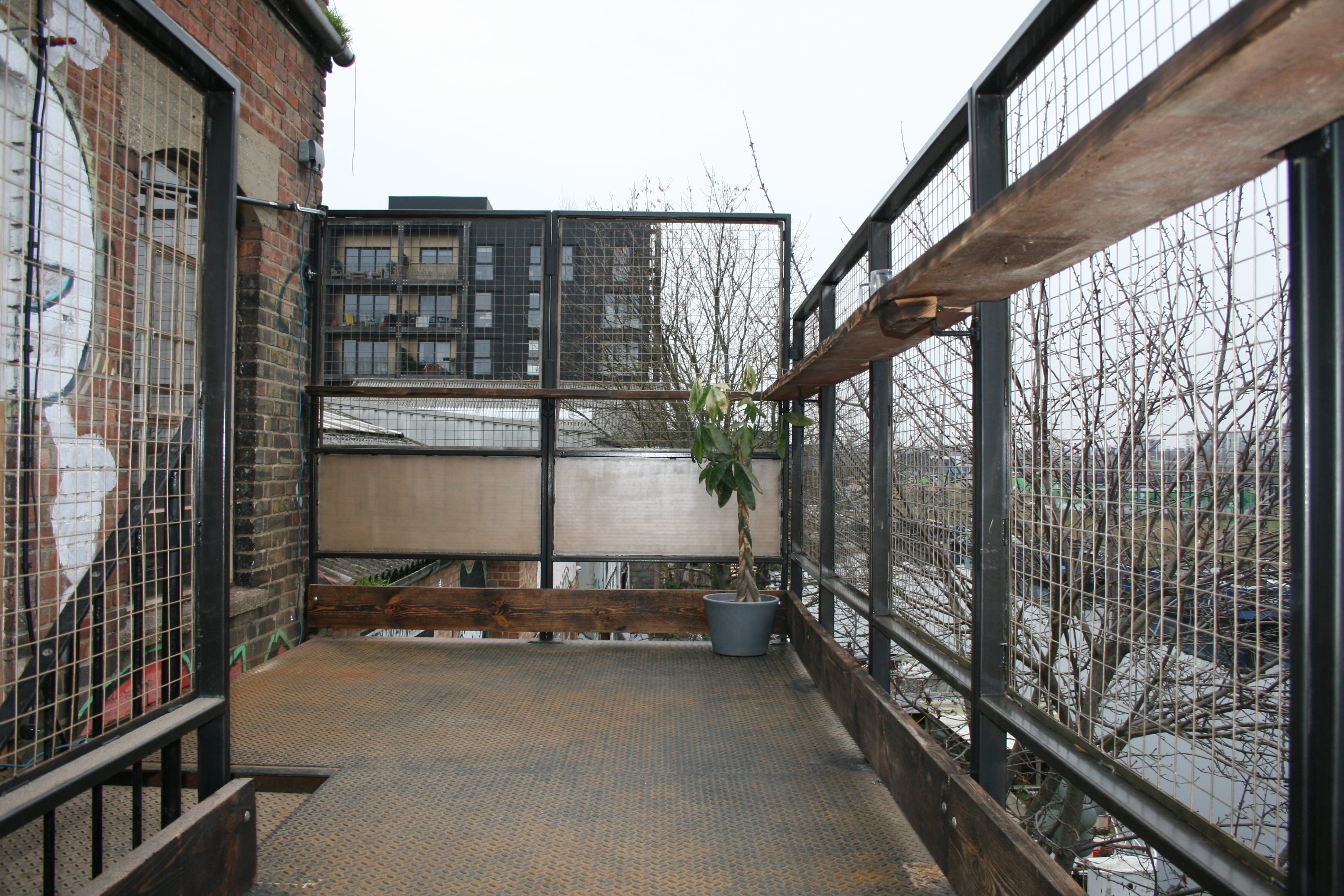 Vittoria Wharf Studio 6