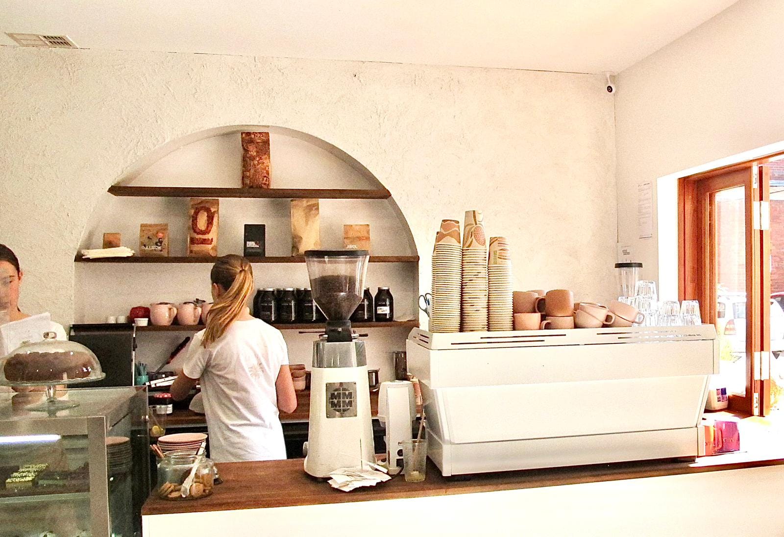 Front Coutyard / Patio 2