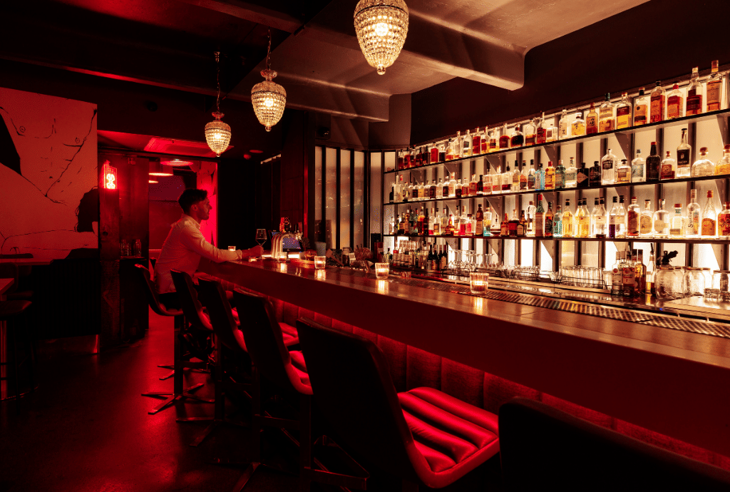 Little Red's Cocktail Bar 1