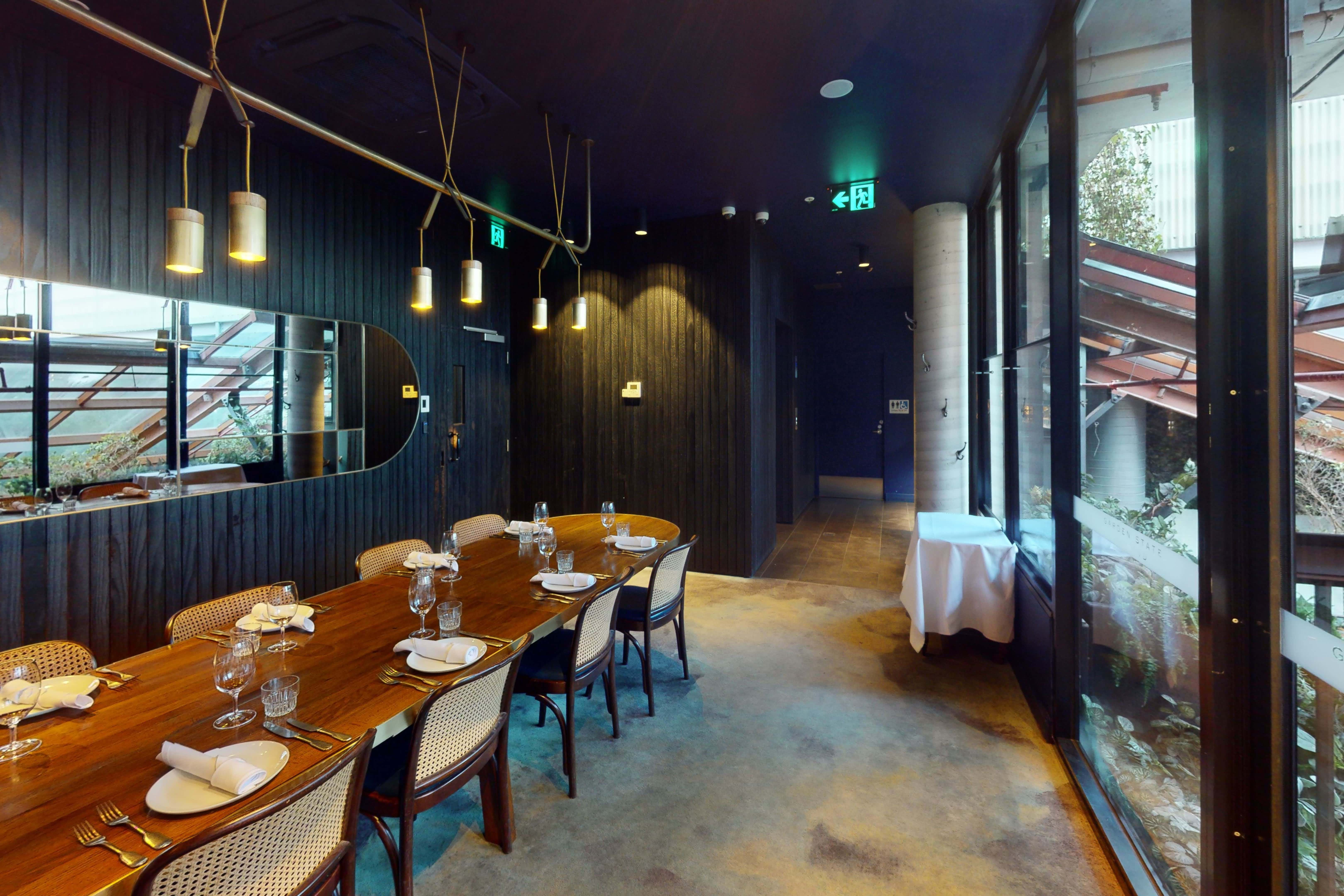 The Balcony Dining Room 3D tour