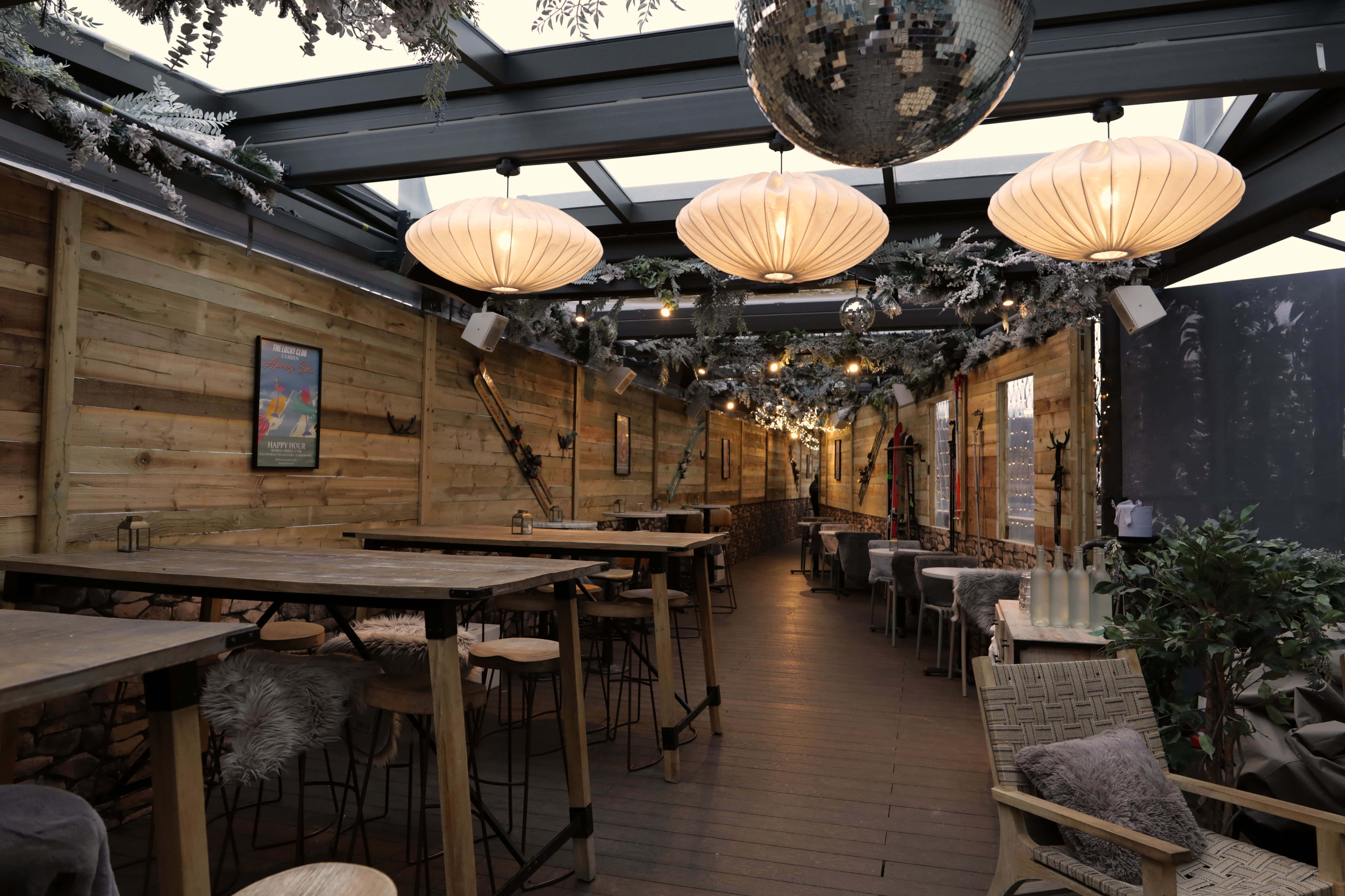 The Lucky Club Cabin 0