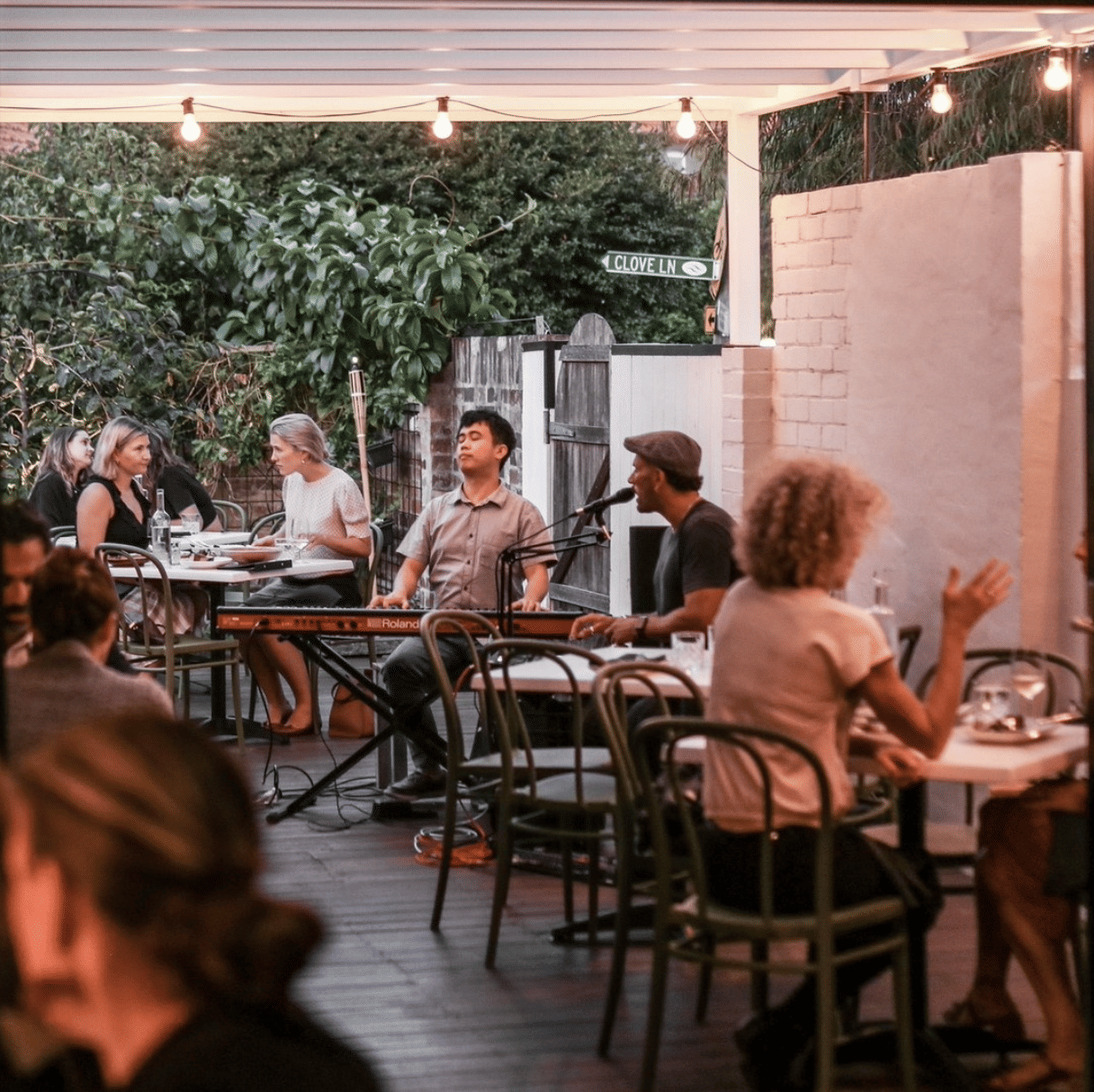 Clove Lane Bistro - The Deck  3