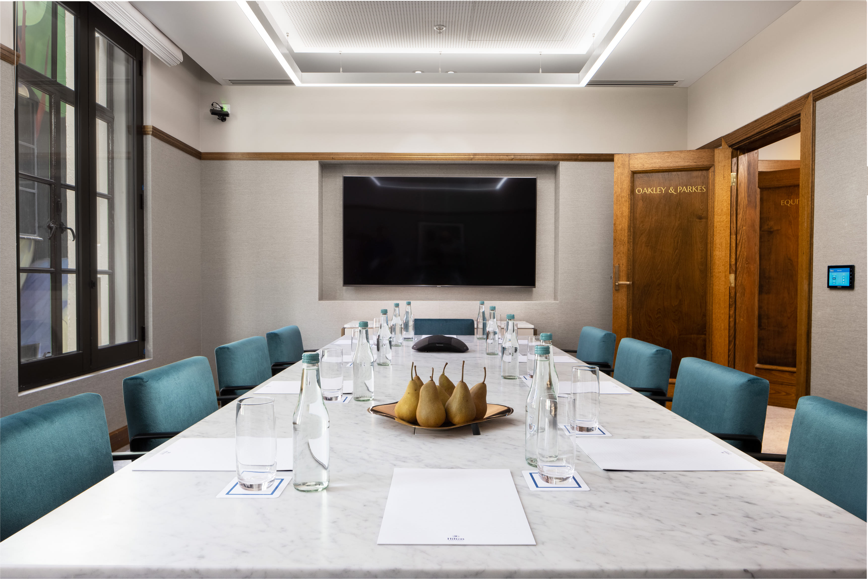 Oakley & Parkes Room 3D tour