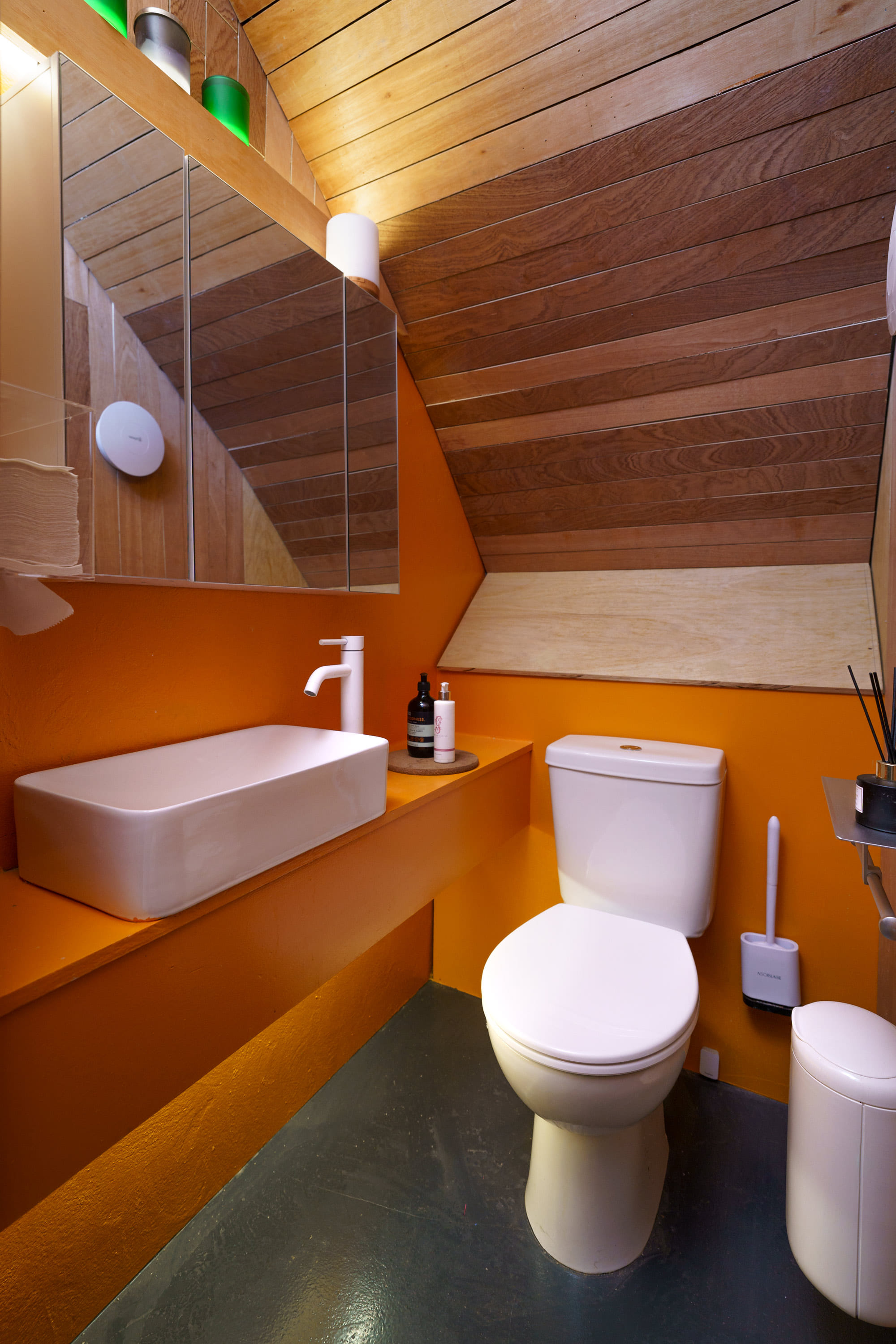 Late Night Railway Arch In Hackney 8