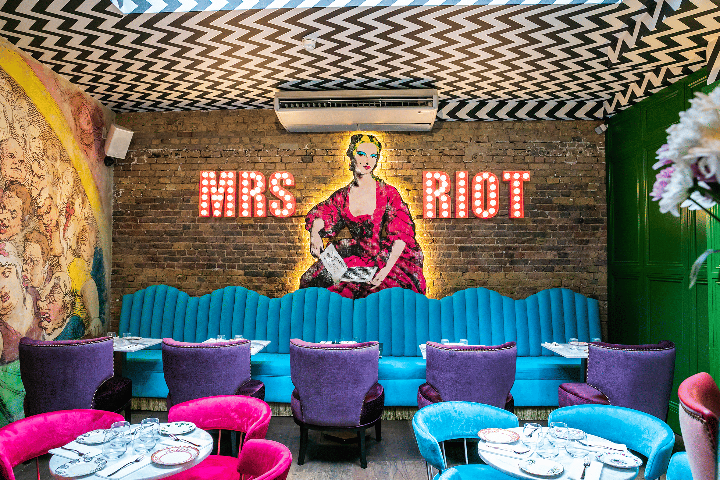 Mrs Riot Half Hire 5