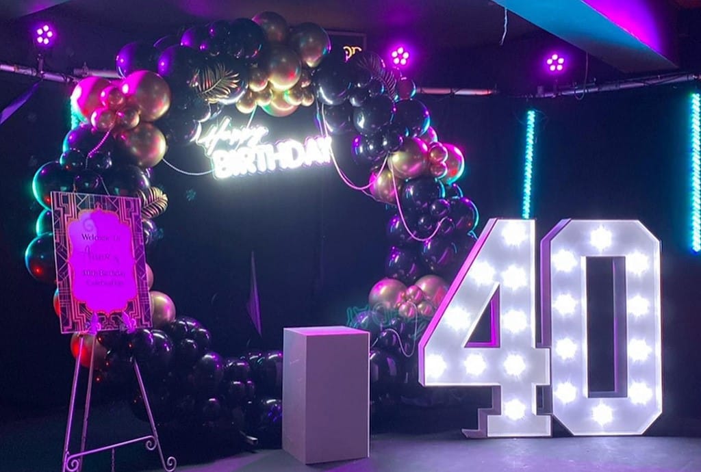 Exclusive Hire of Whole Venue. 6