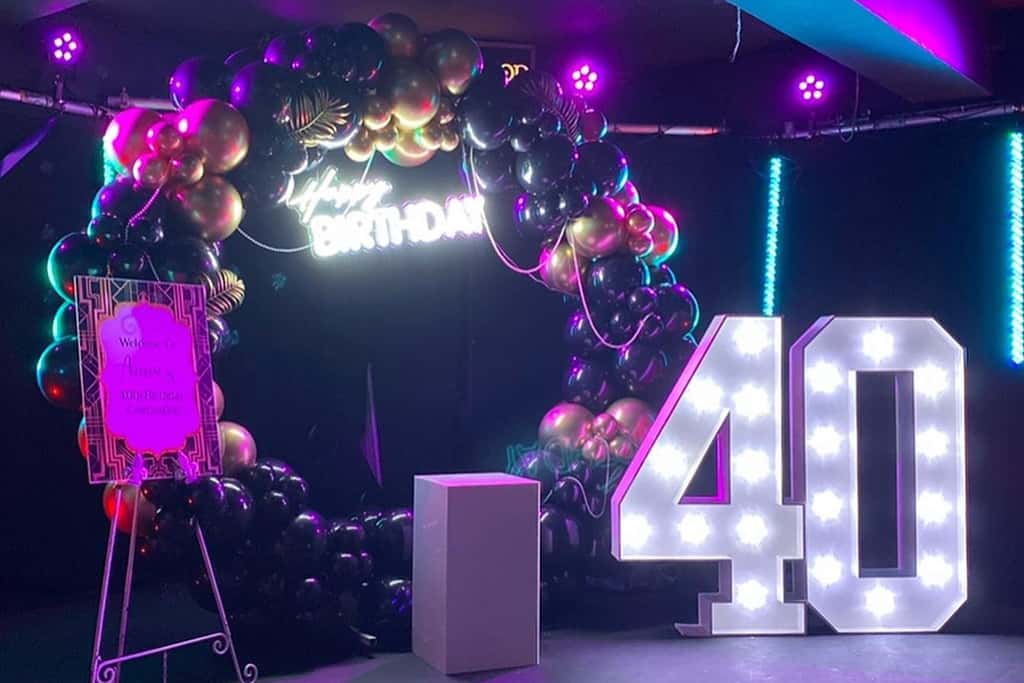 Exclusive Hire of Whole Venue. 6