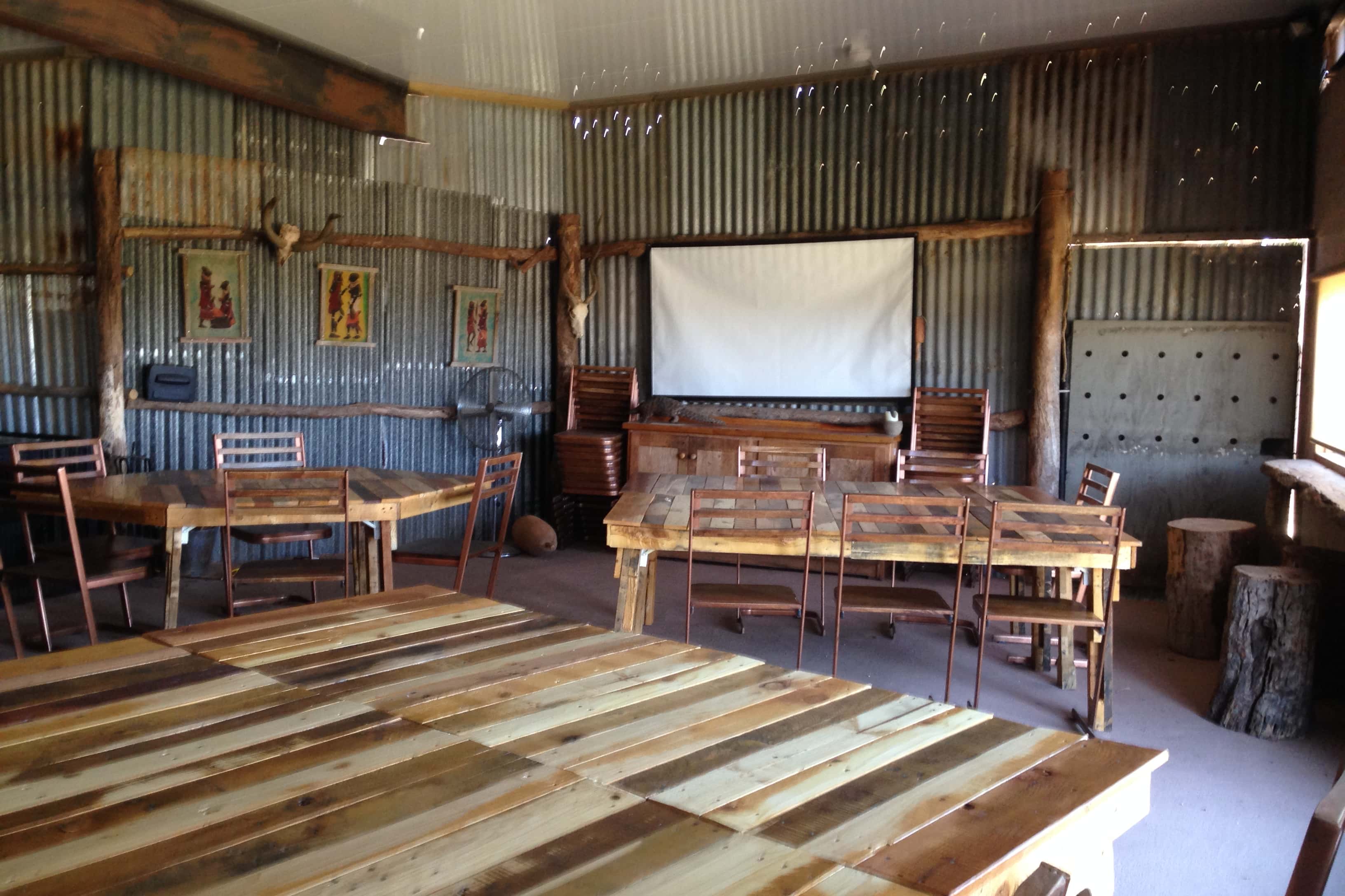 Slumber Dining Hut 2