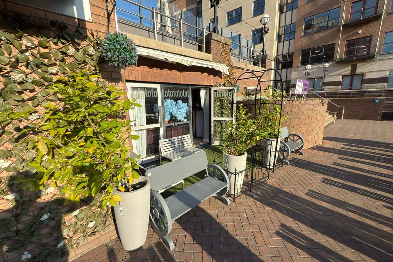 Riverview Nook | Private Space In The Riverview Bar 4