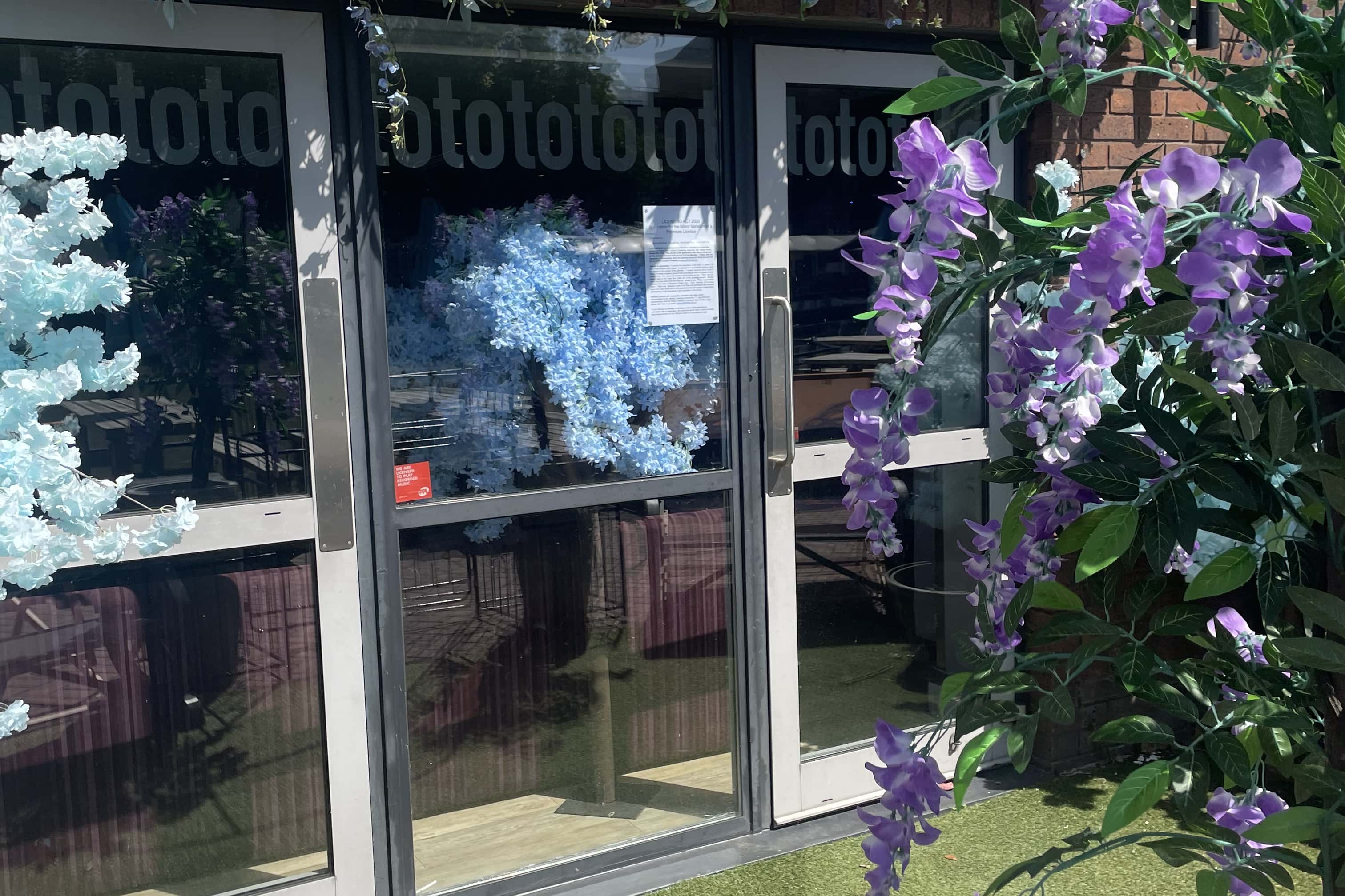 Riverview Nook | Private Space In The Riverview Bar 11