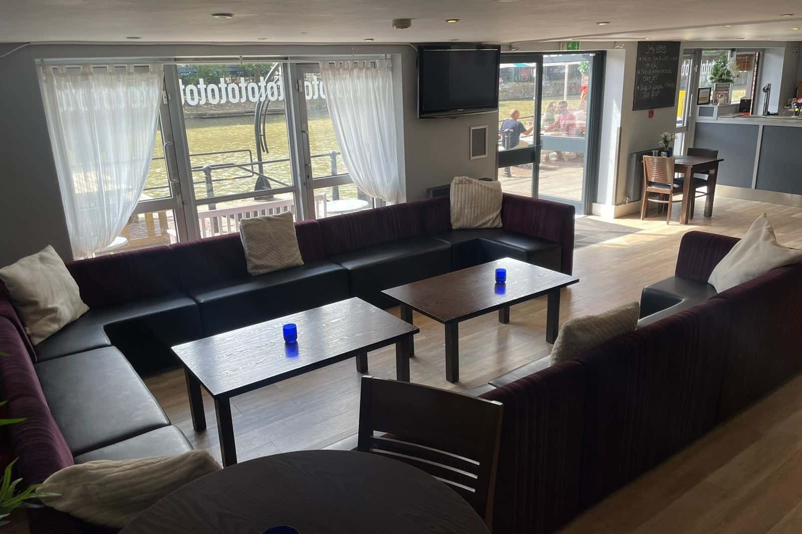 Riverview Corner Area | In Totos' Riverview Bar 3