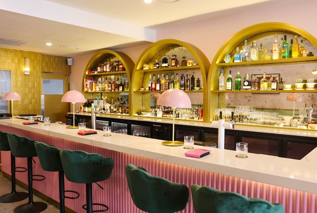 Marilyn's Bar and Diner 1