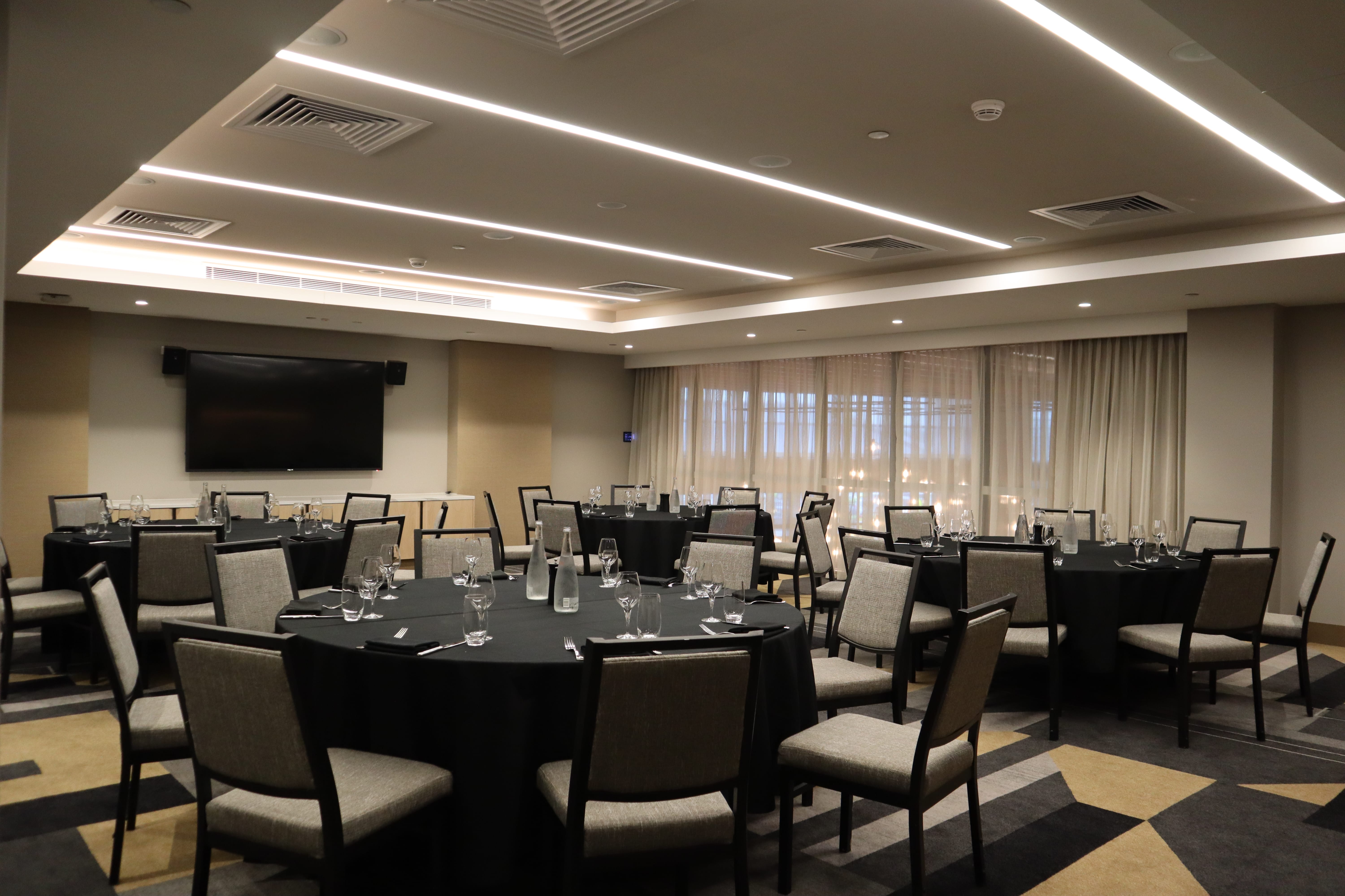 The Grand Armee Meeting Room  1