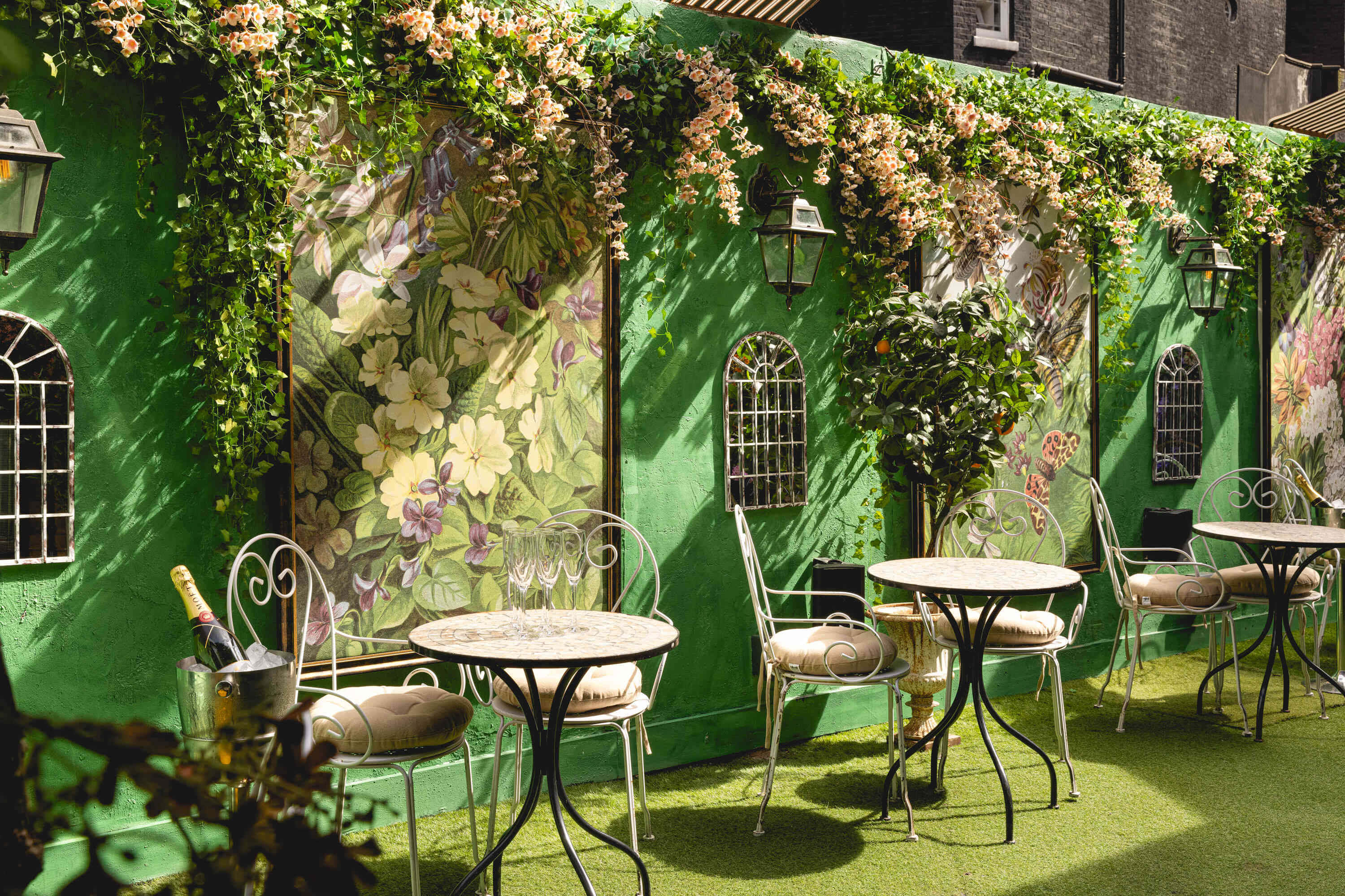 Secret Garden Mayfair 5