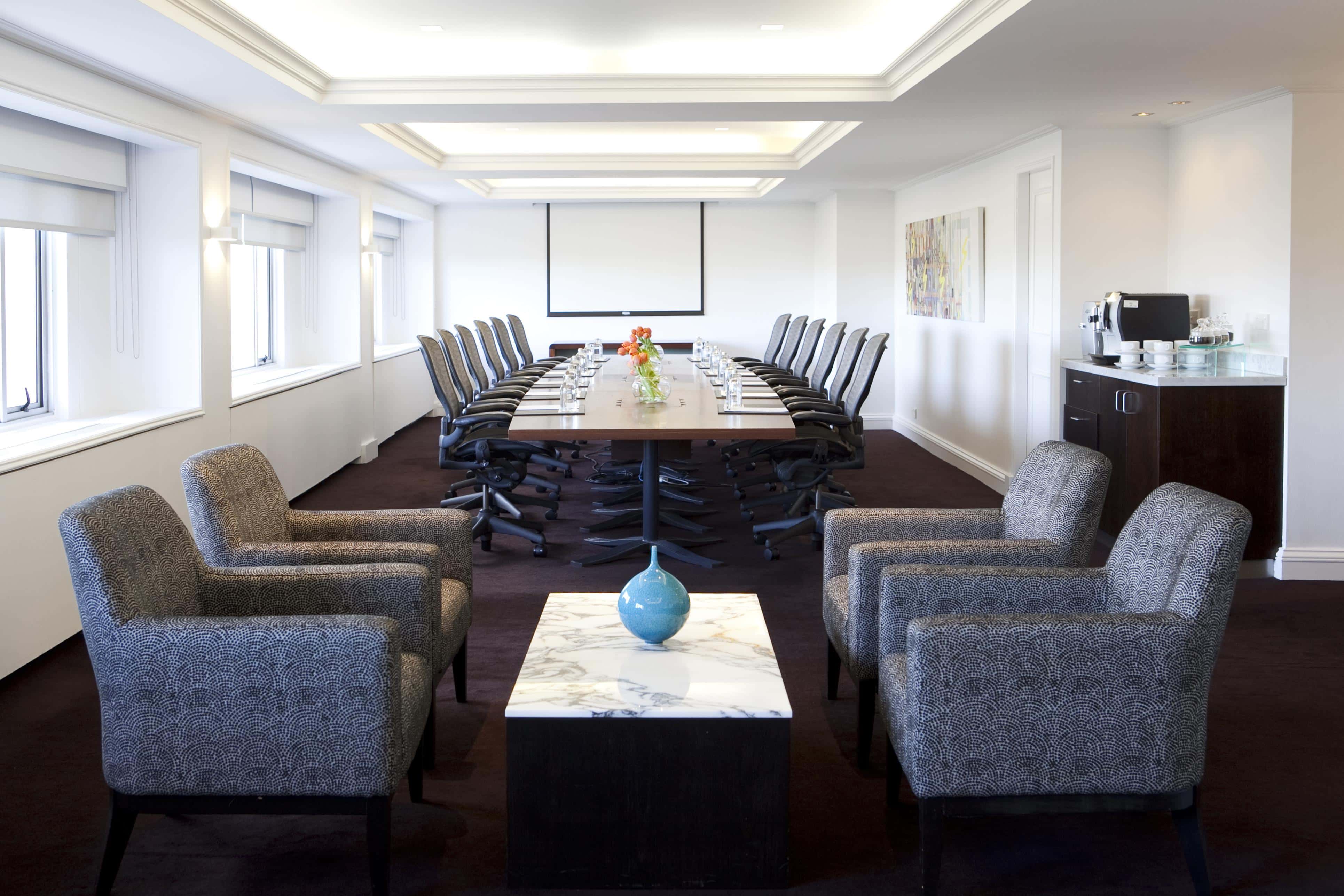 Pullman Boardroom 2