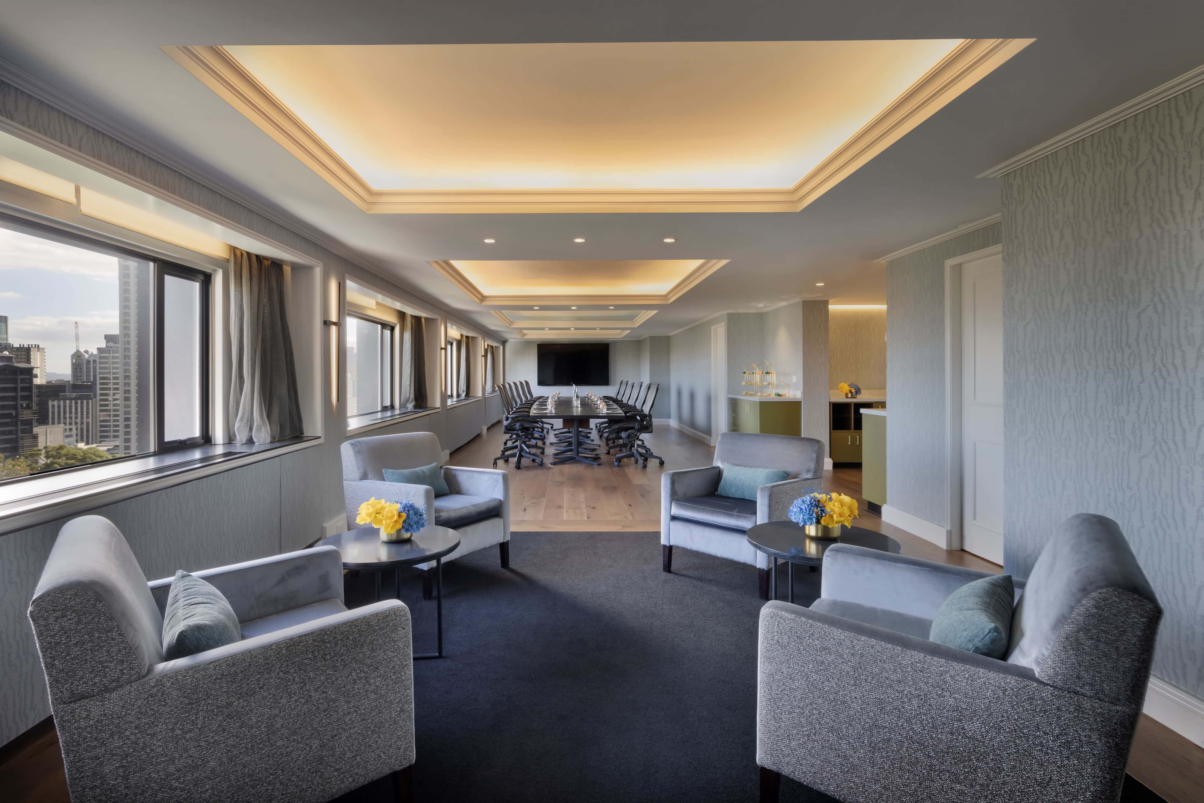 Pullman Boardroom 3D tour