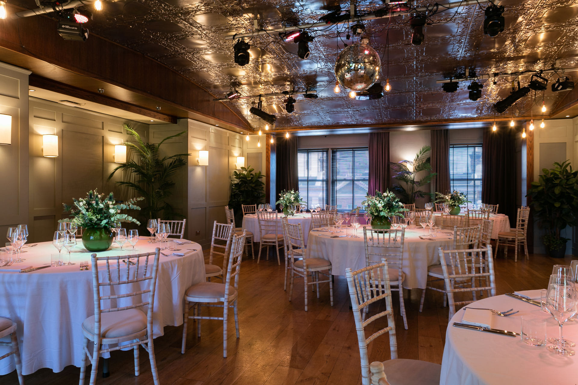 Roof Terrace (with retractable glass roof) & Green Room  5