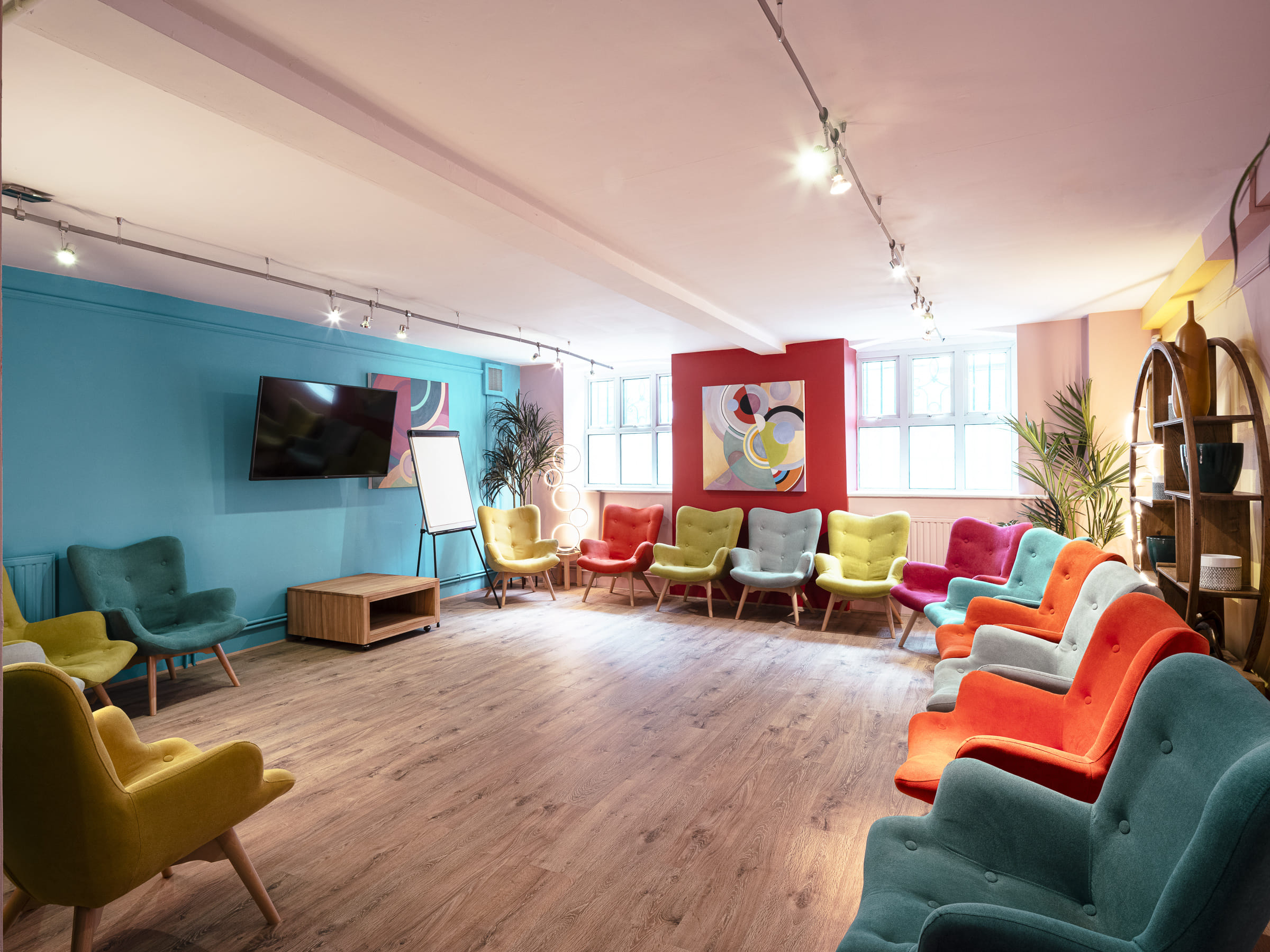 London Art Studio Whole Building 6