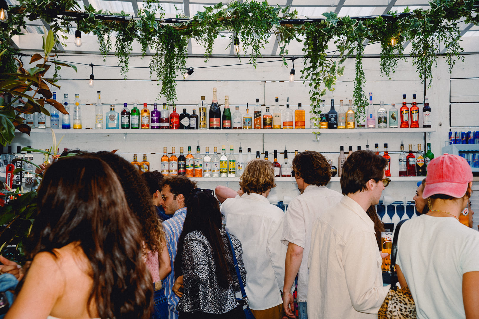 Weatherproof Rooftop Bar | Perfect Summer Party 37