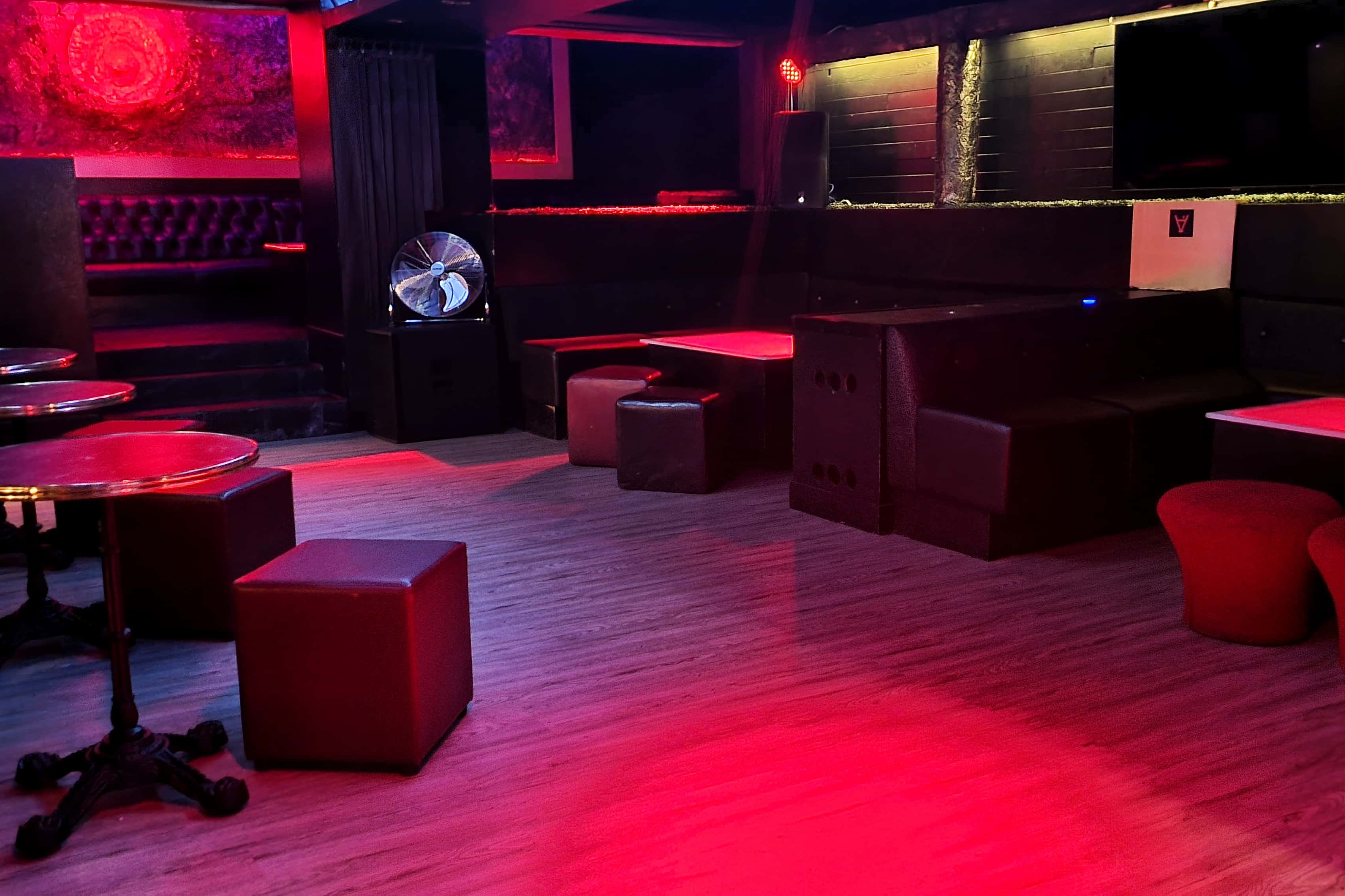 Club & Lounge Private Hire 4