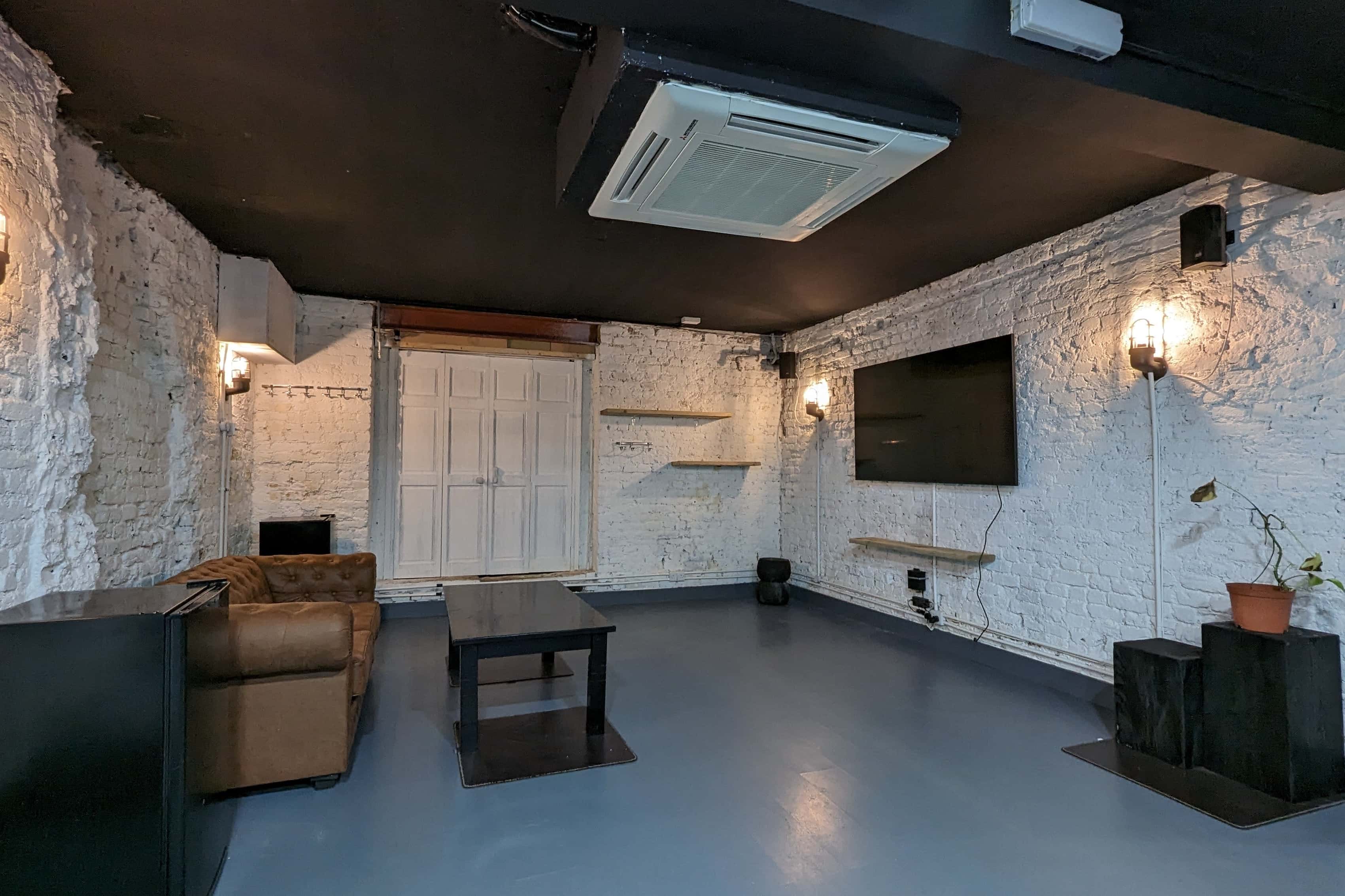 DS Industrial Warehouse Basement Studio 5