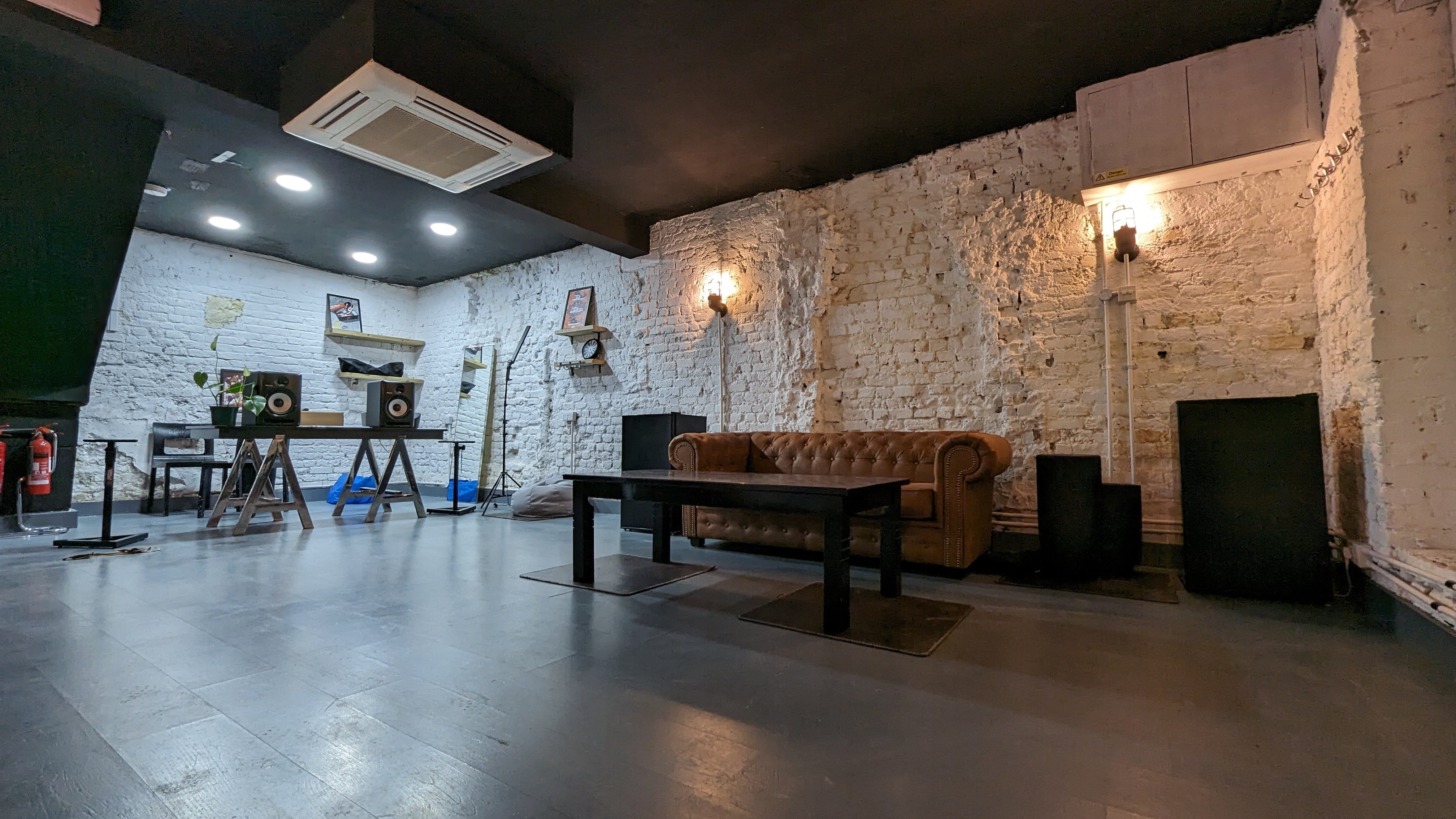 DS Industrial Warehouse Basement Studio 2