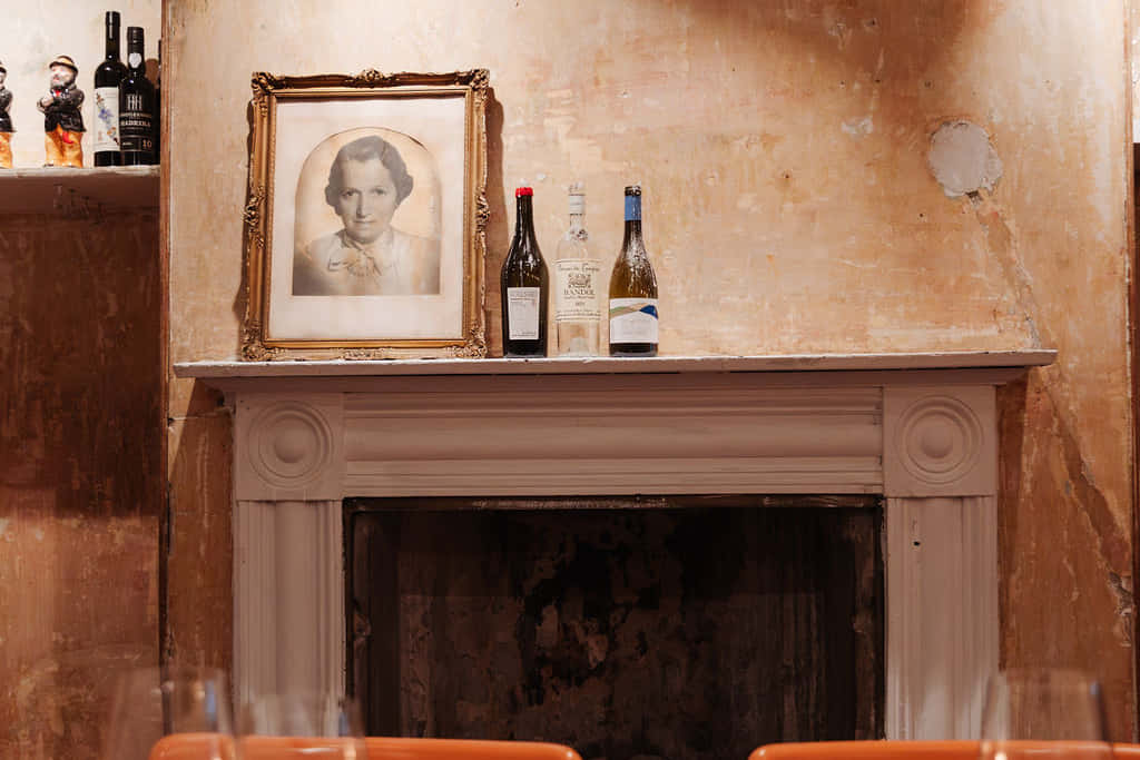 Lil Sis - Exclusive Hire 3