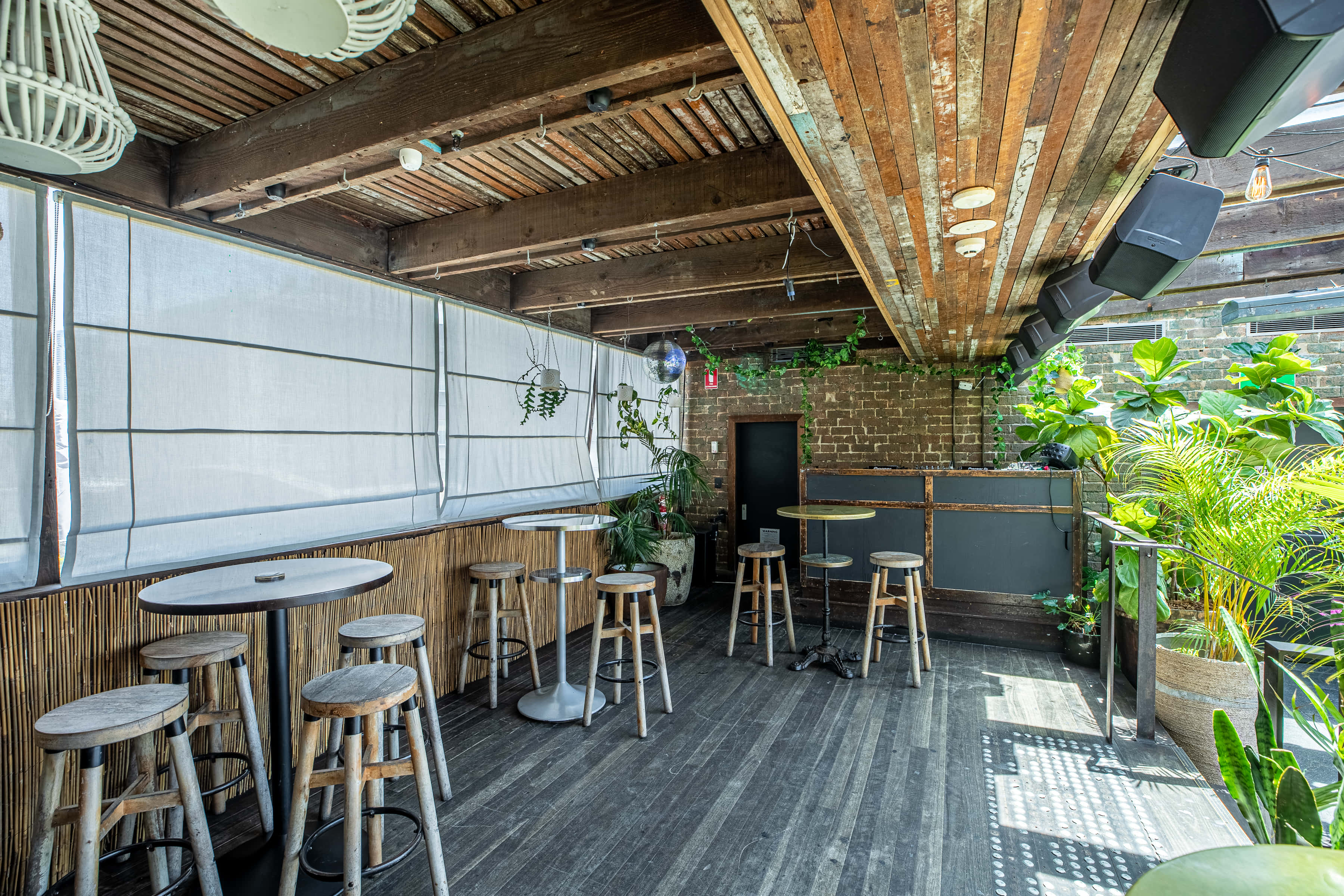 Rooftop Garden Bar 2