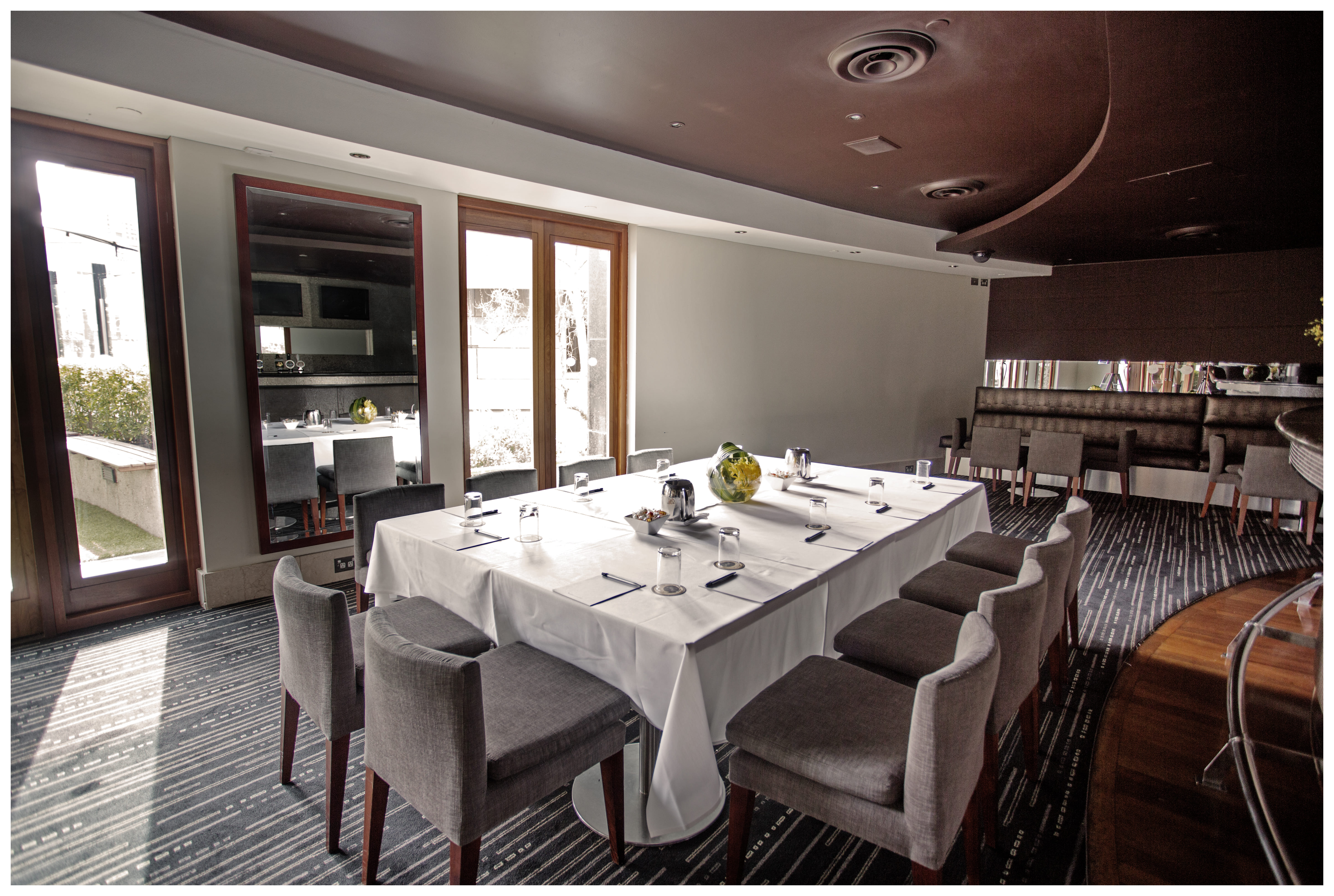 Jarrah Bar & Outdoor Terrace 1