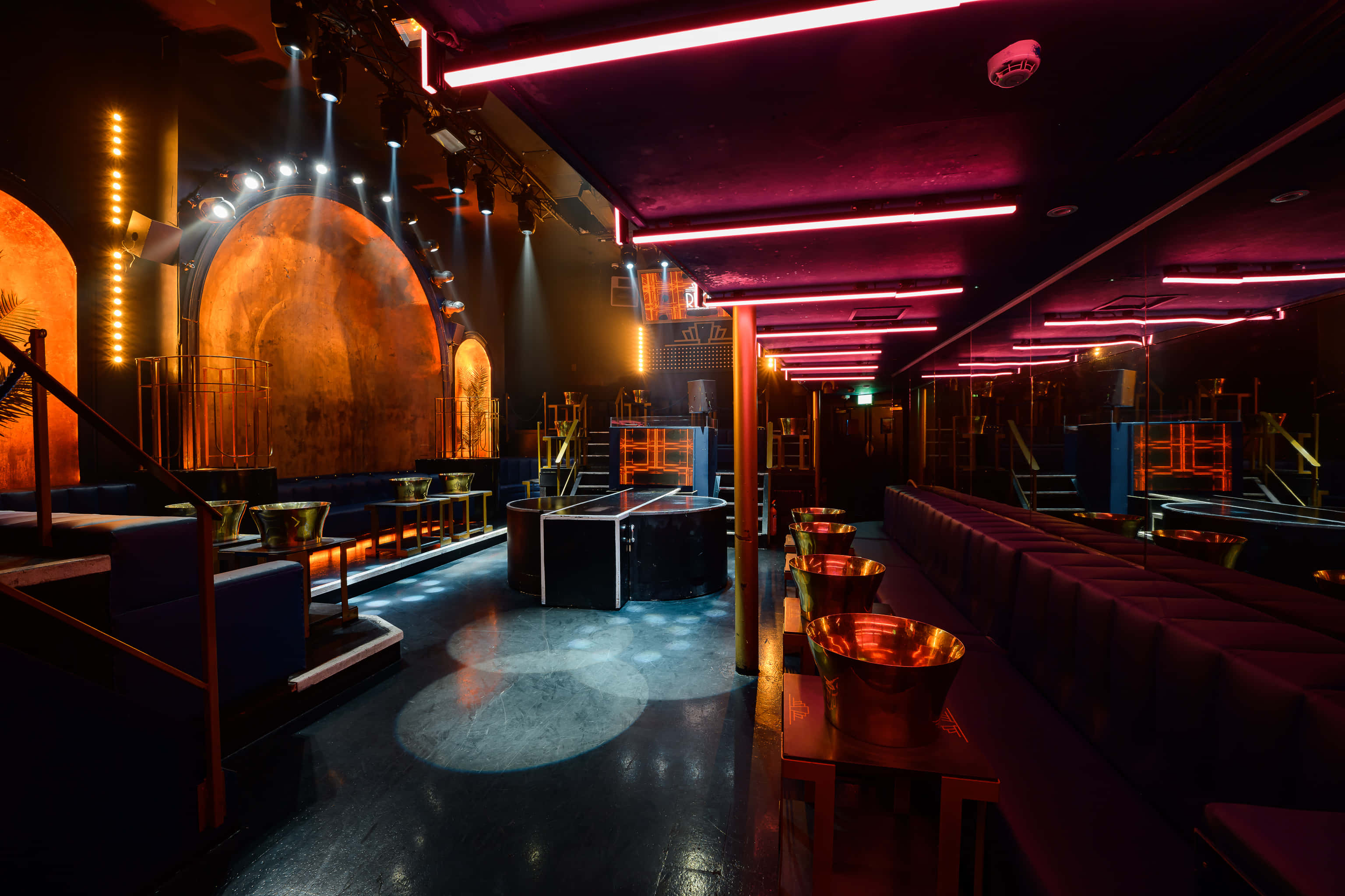 The London Reign 215 Piccadilly St James 6