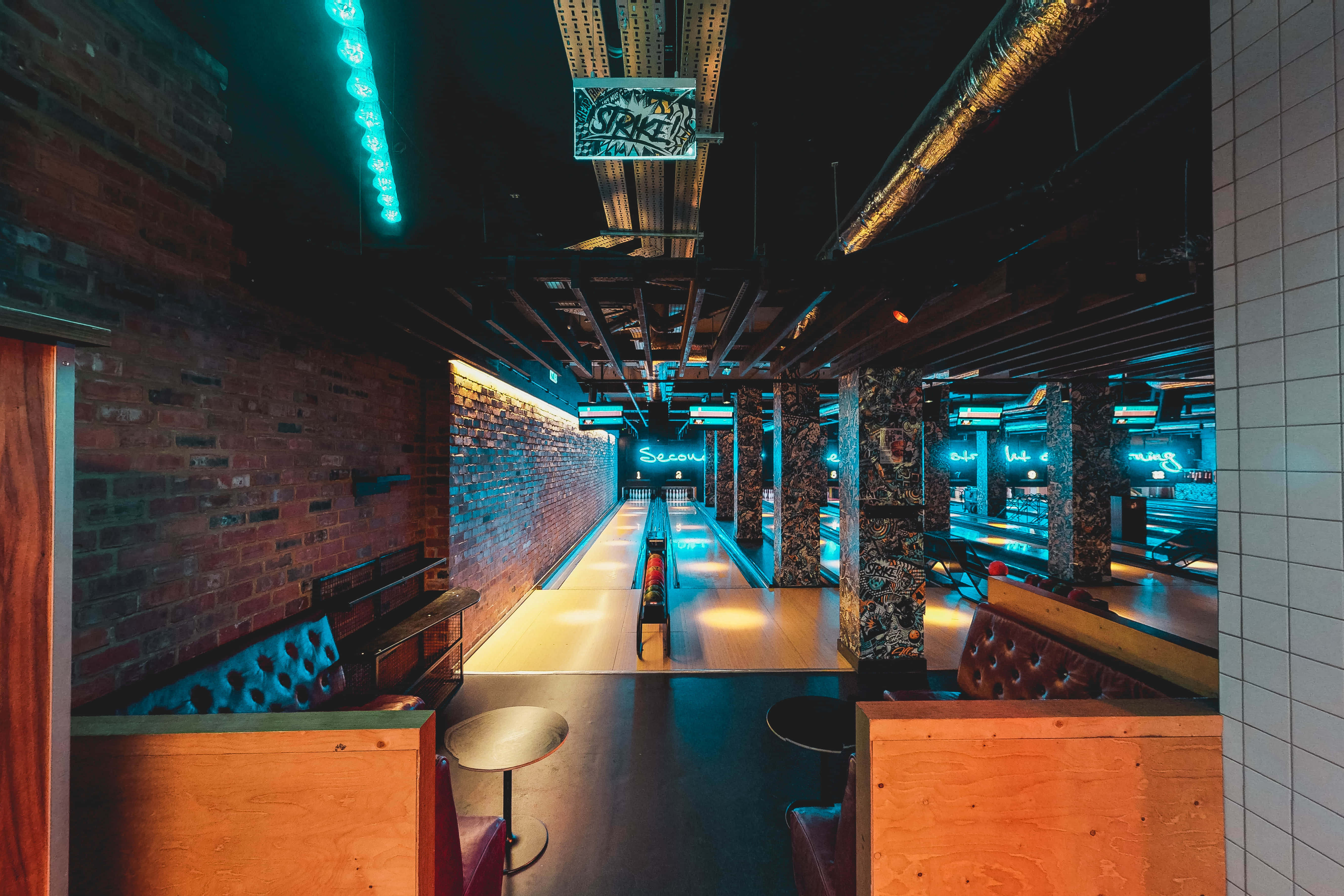 MAIN LANES - East and West Wings 1