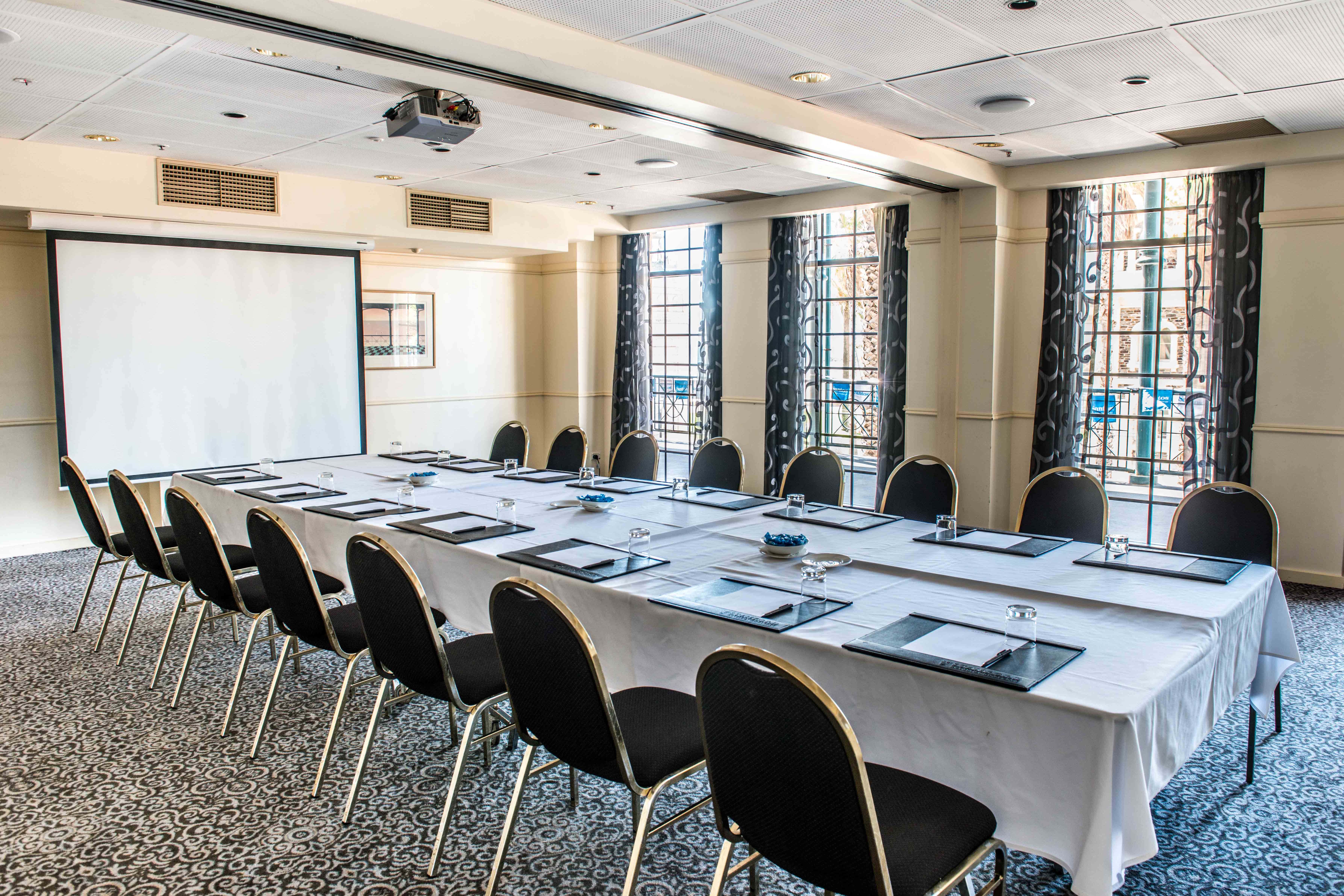 Hindmarsh Room 1