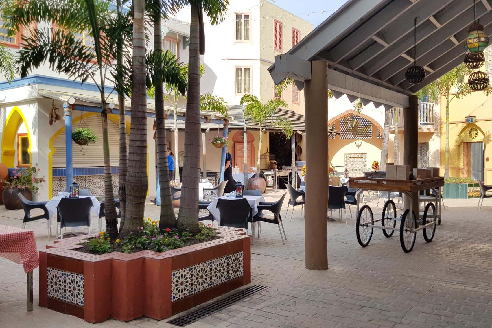 Ricks Cafe Americain 3