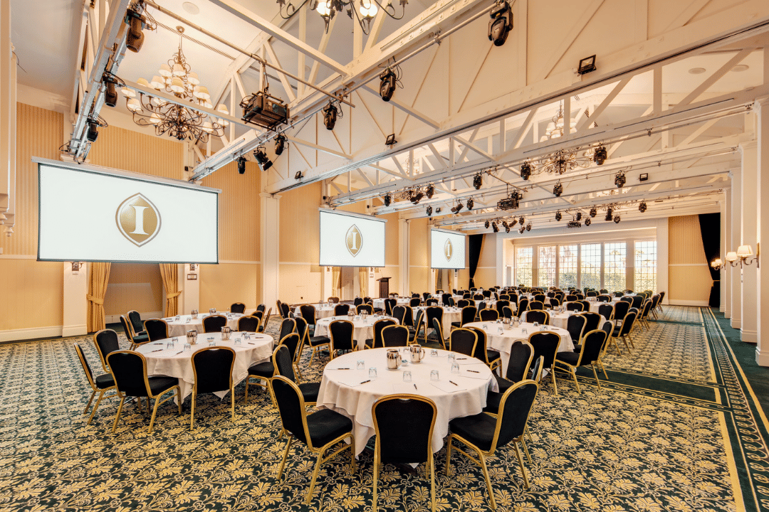 MacArthur’s Ballroom 0