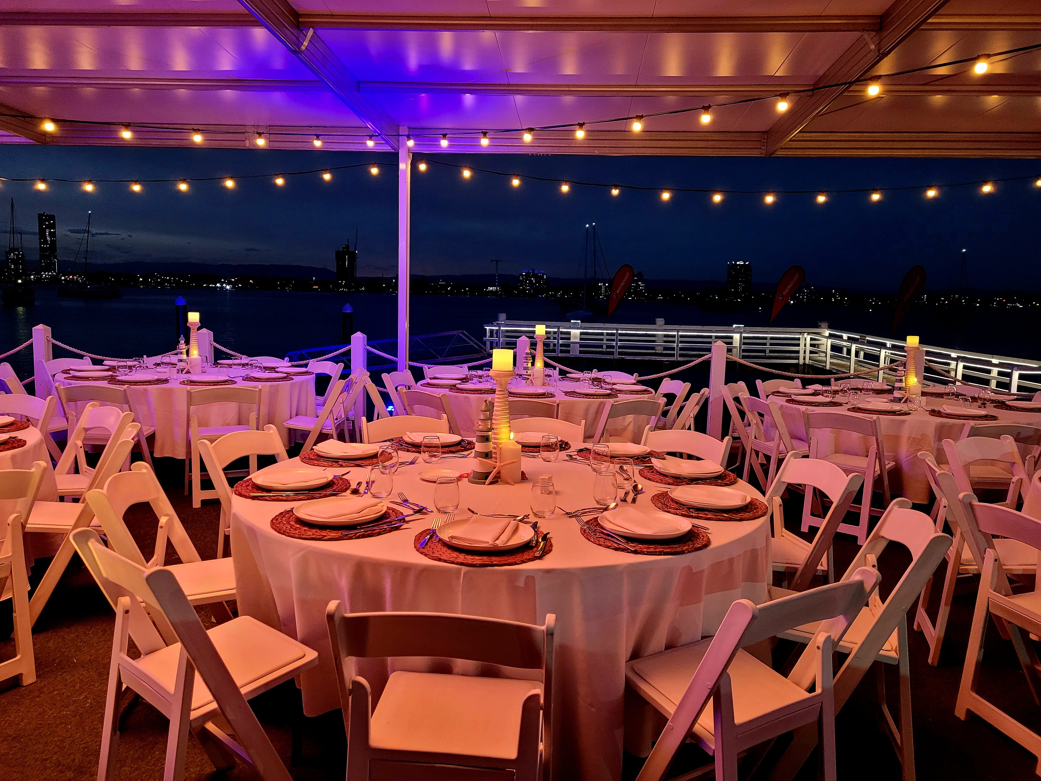 Boatshed Bar & Grill  3