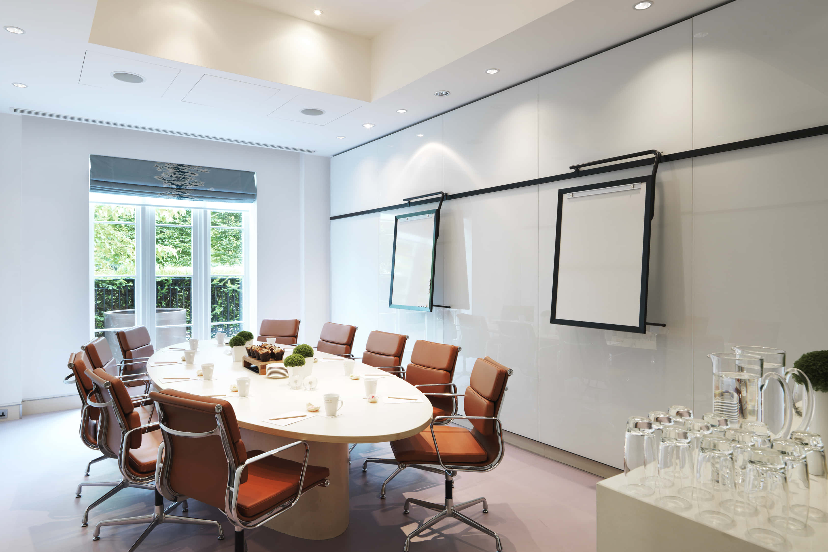 Small meeting rooms 1