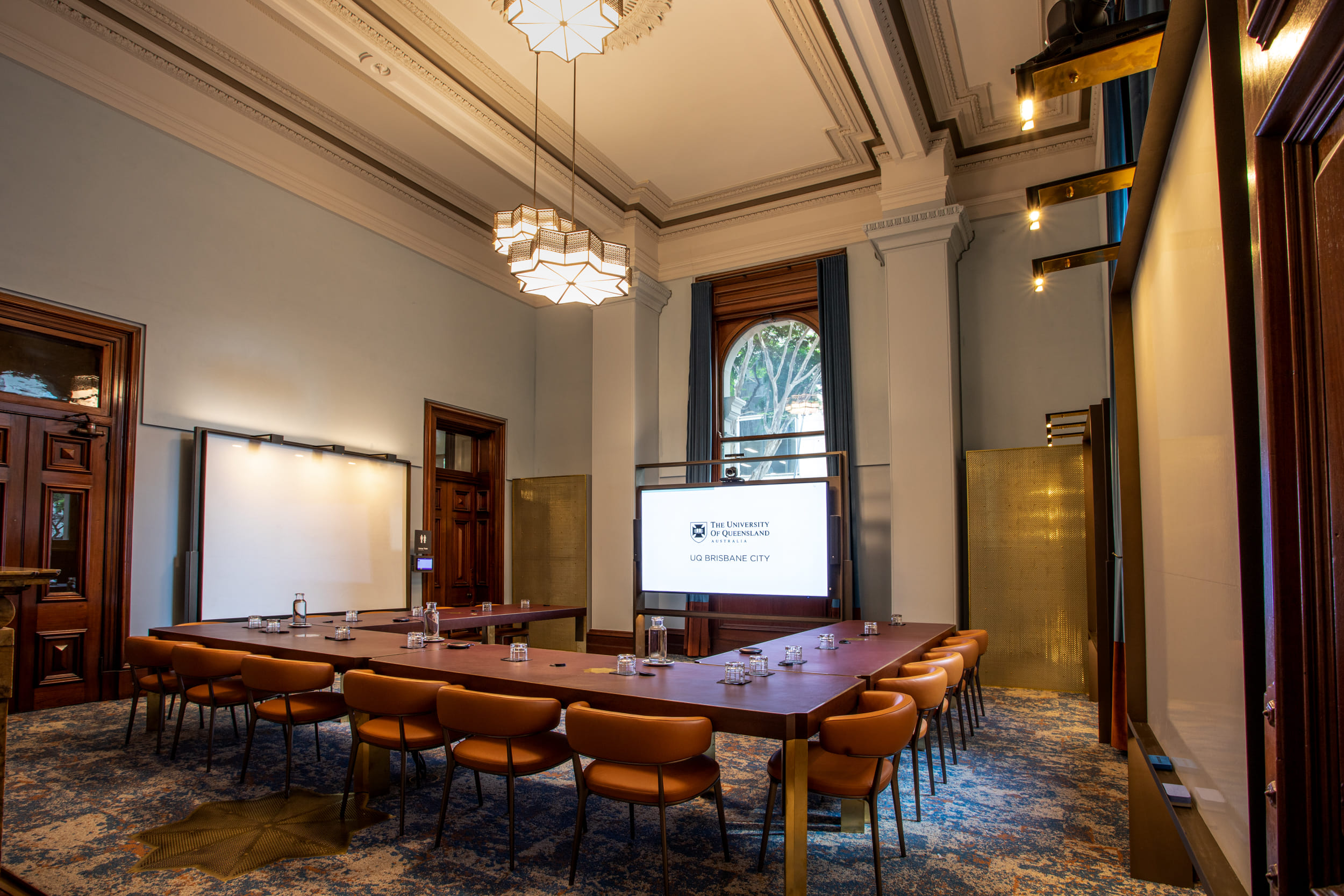 Heritage Creative Suite 0G34 6