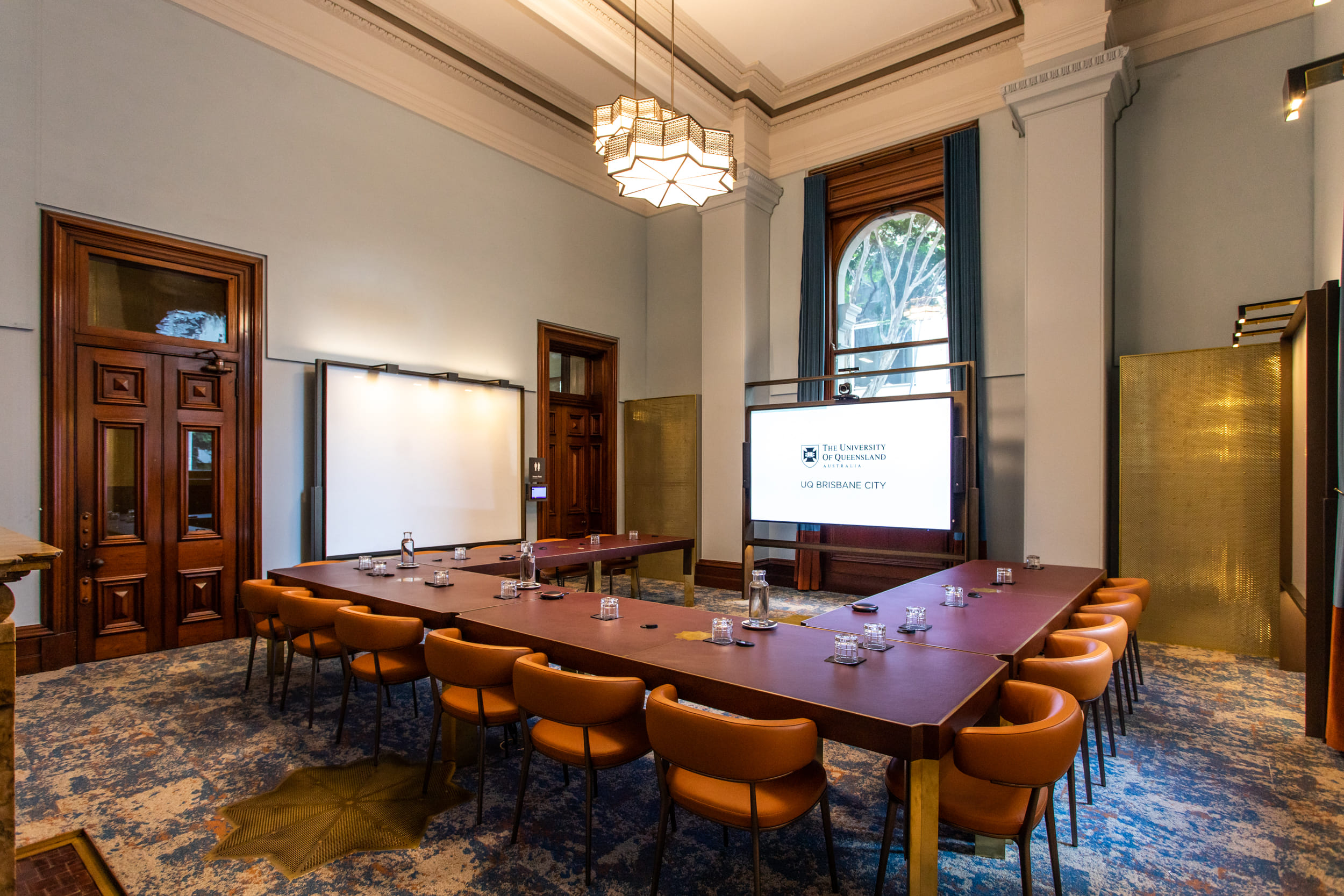 Heritage Creative Suite 0G34