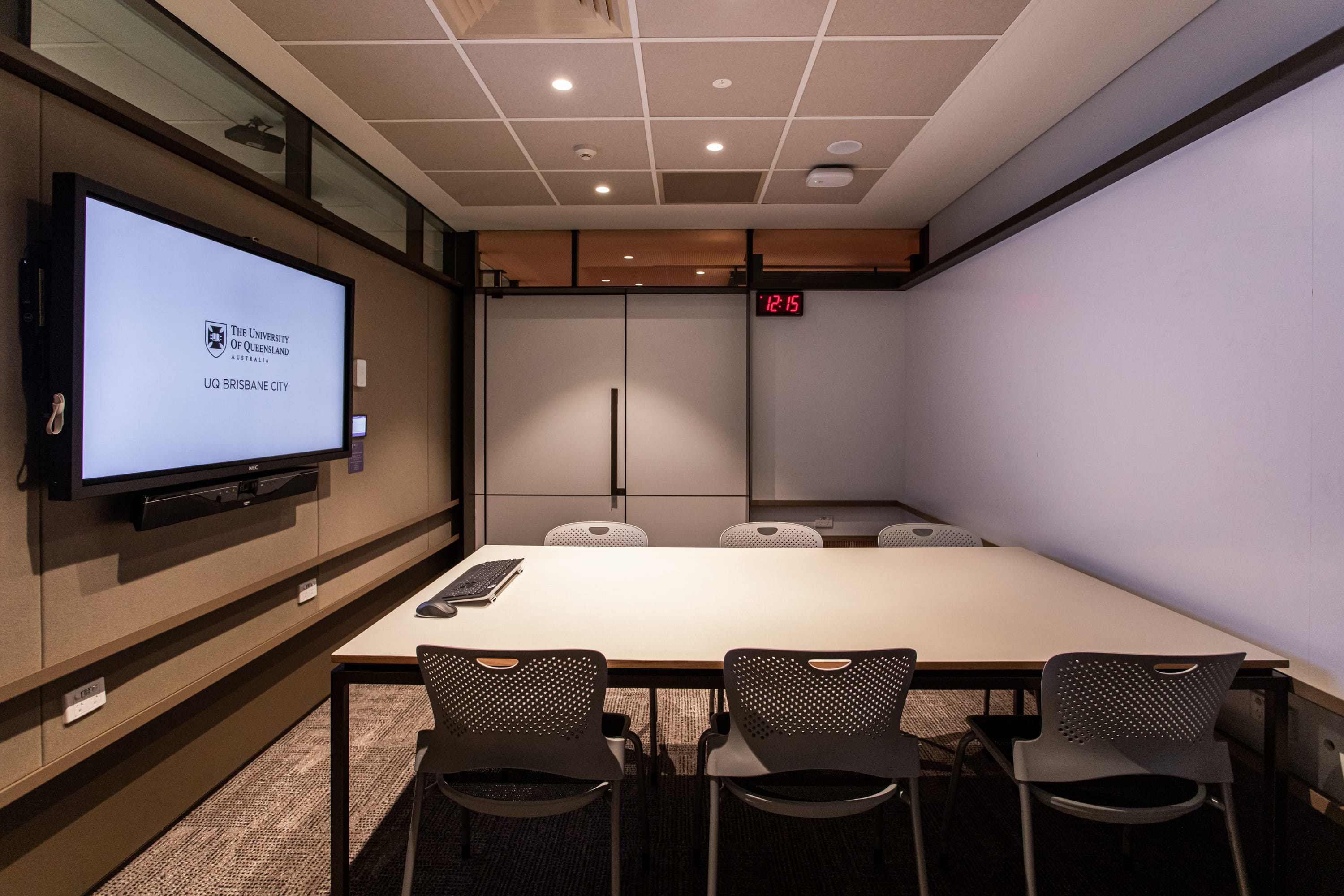  Creative Suite 0M09, 0M11, 0M12 3