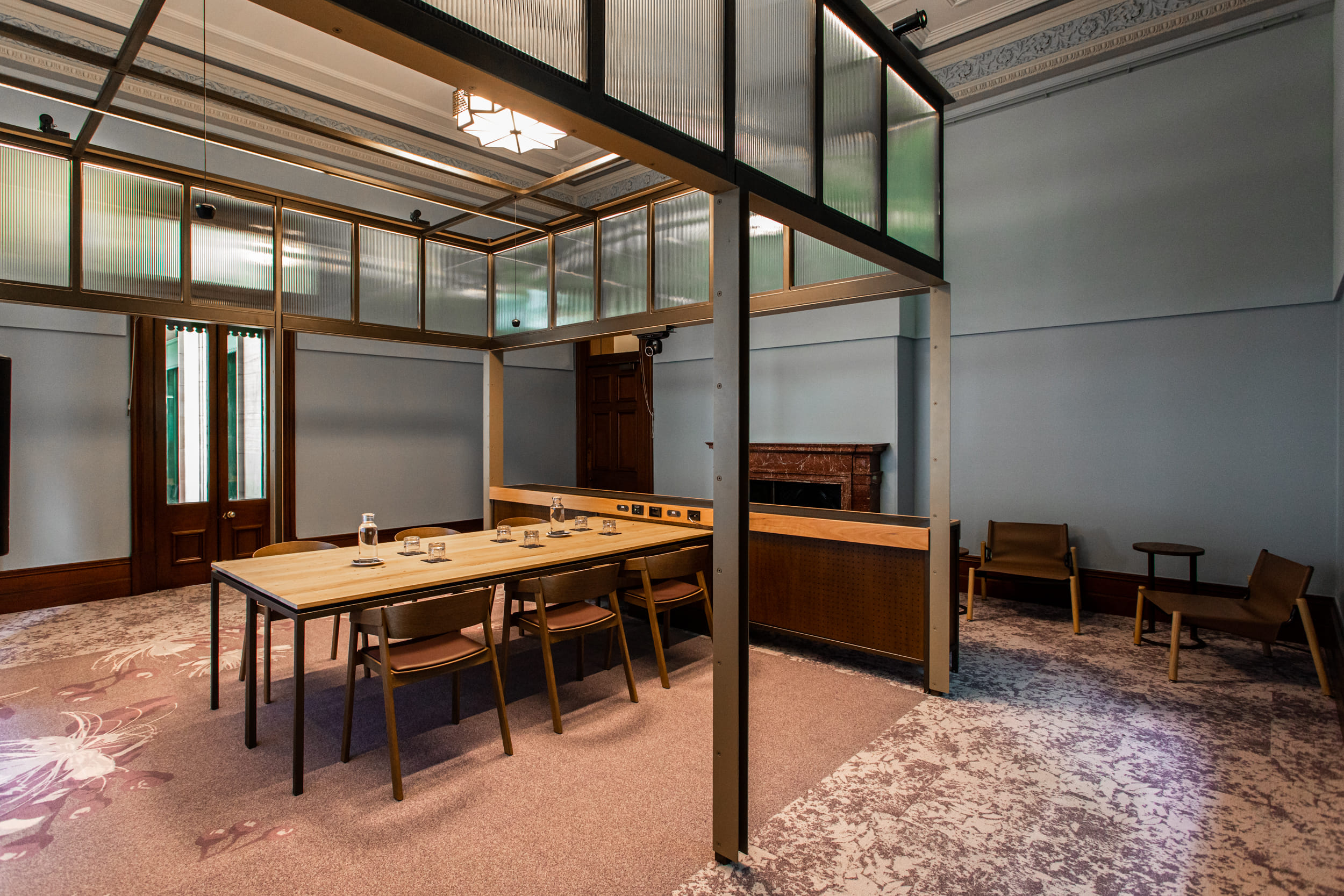 Showcase Suite 213 4